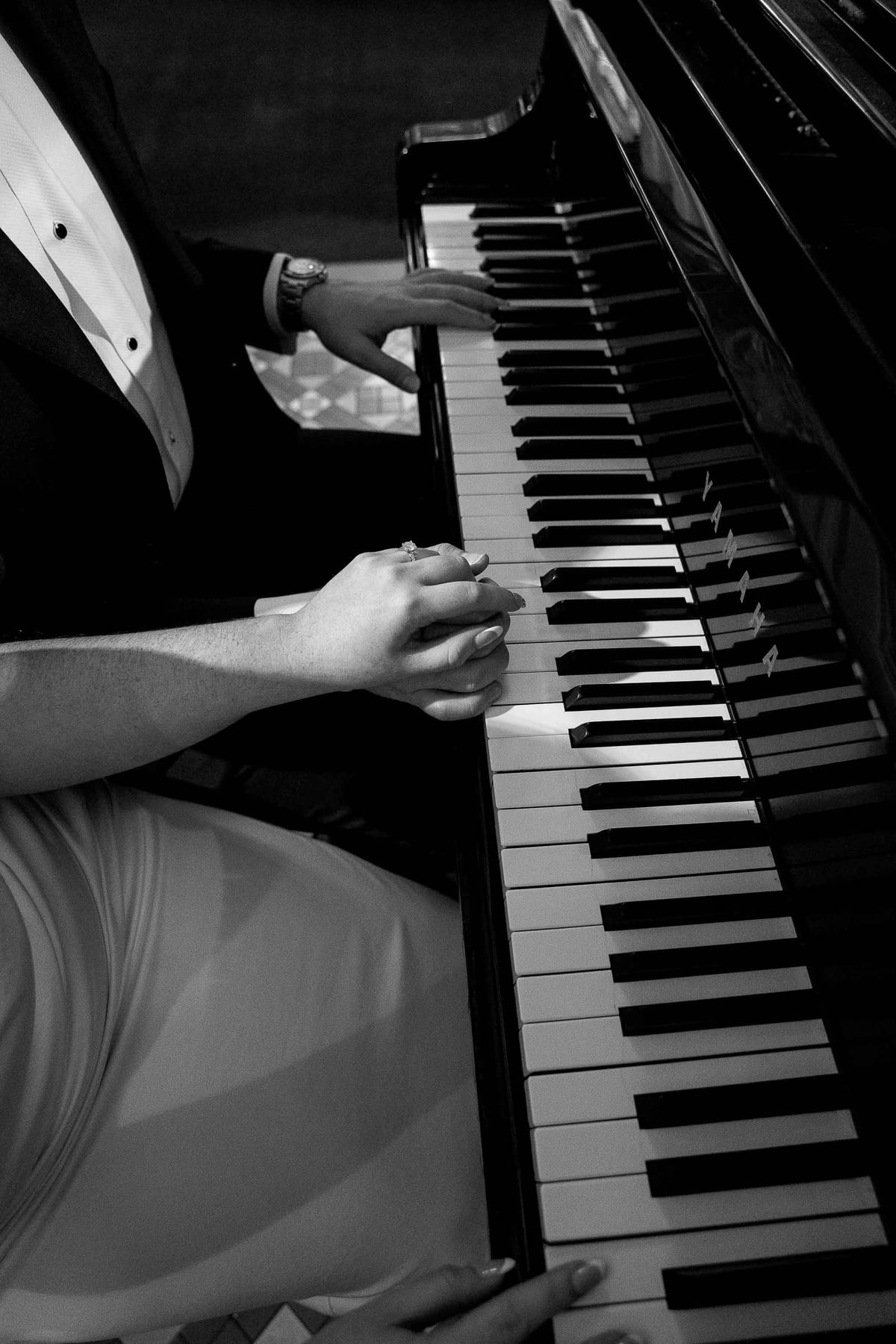TOM AND ALLISON (Engagement photoshoot at the Opera house, QVB and Sydney Harbour bridge)