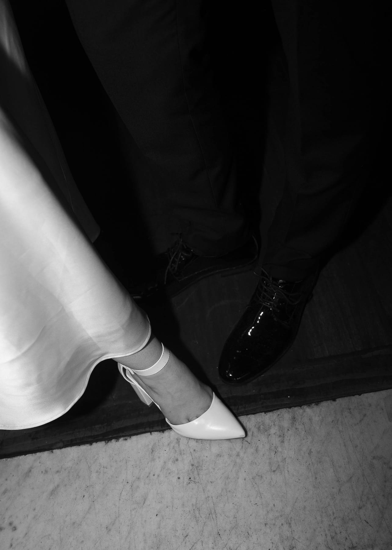 ASHLEIGH AND ED (Pre-wedding photoshoot at MArtin place and Centro86)