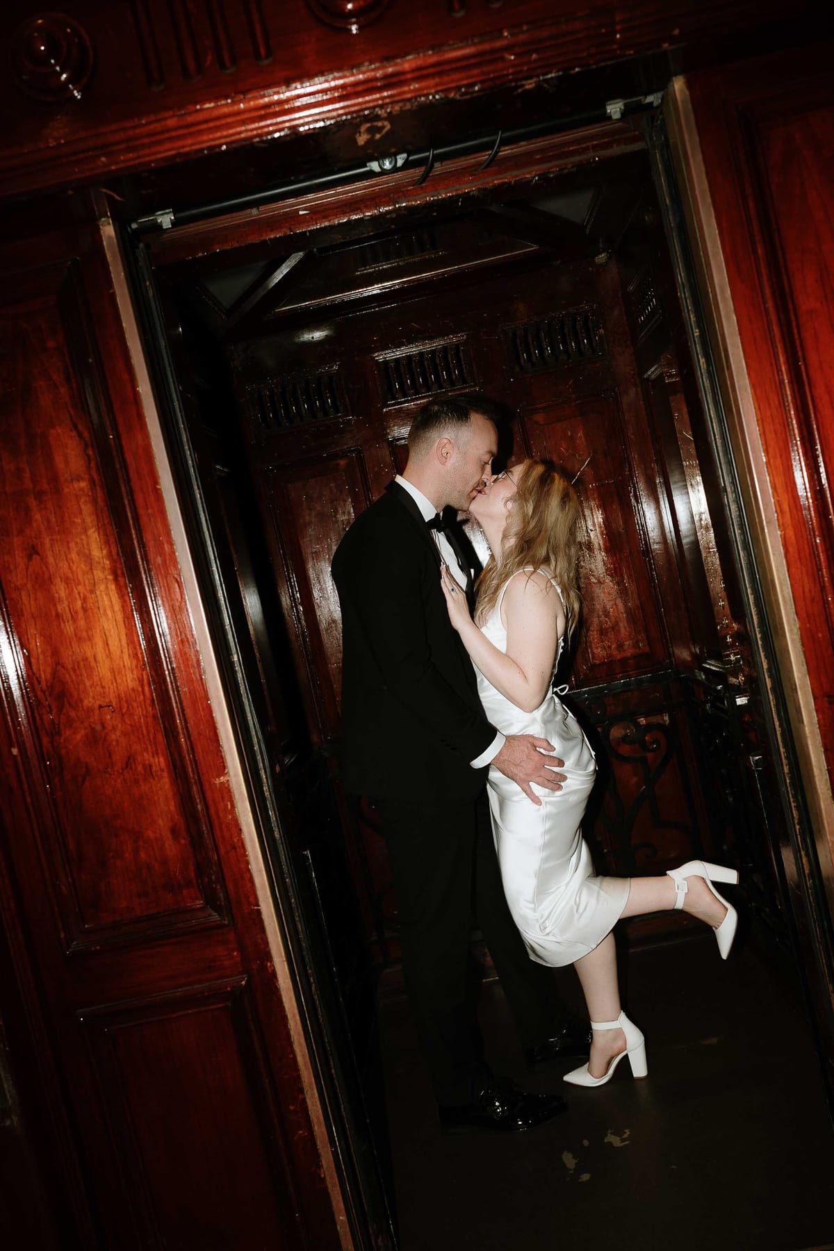 ASHLEIGH AND ED (Pre-wedding photoshoot at MArtin place and Centro86)