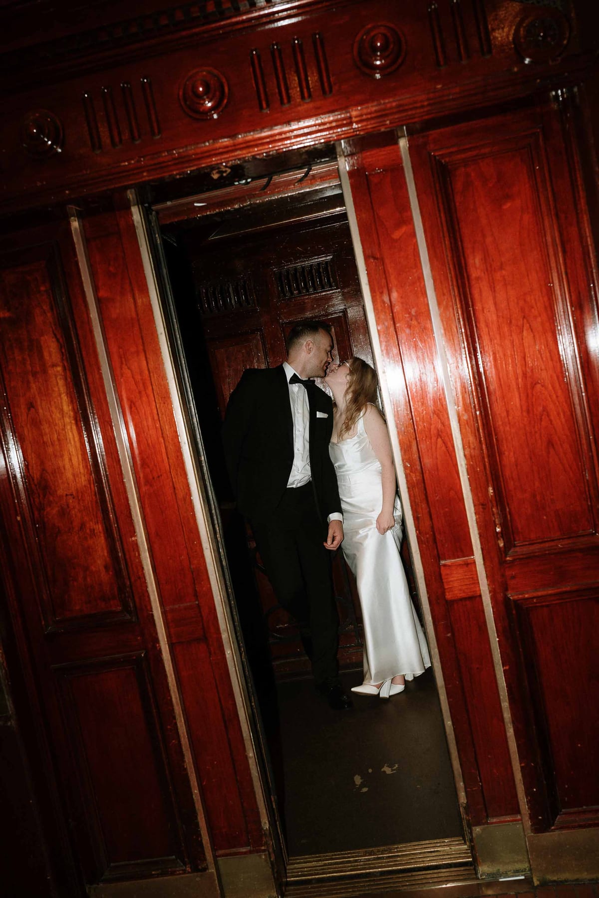 ASHLEIGH AND ED (Pre-wedding photoshoot at MArtin place and Centro86)