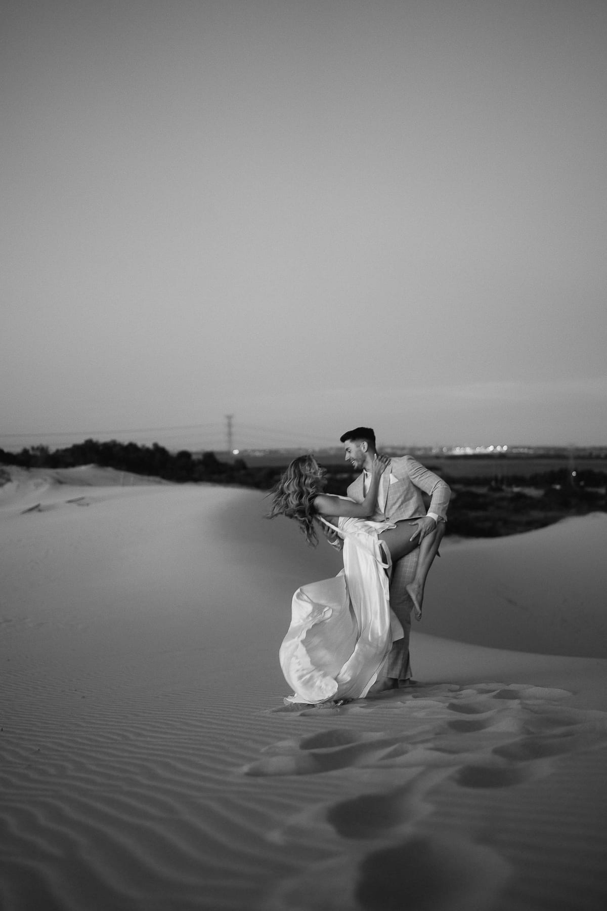 CHARLIE AND CANDICE (Elopement shoot at the Cronulla sand dunes, South Sydney)