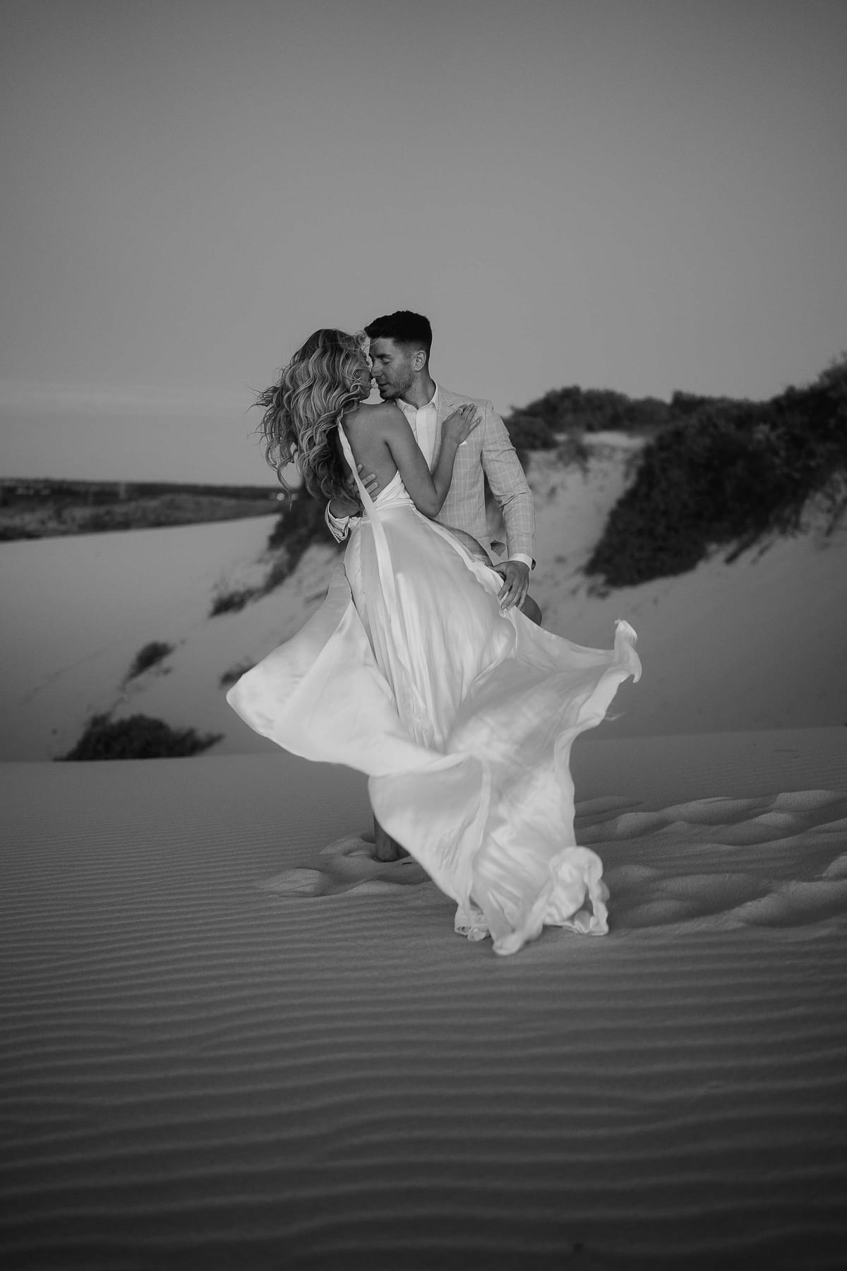 CHARLIE AND CANDICE (Elopement shoot at the Cronulla sand dunes, South Sydney)
