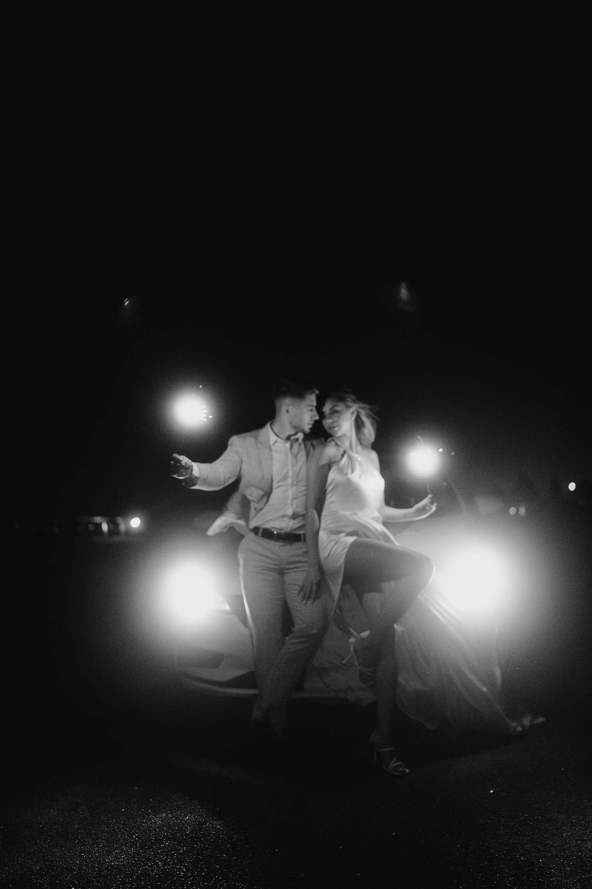 CHARLIE AND CANDICE (Elopement shoot at the Cronulla sand dunes, South Sydney)