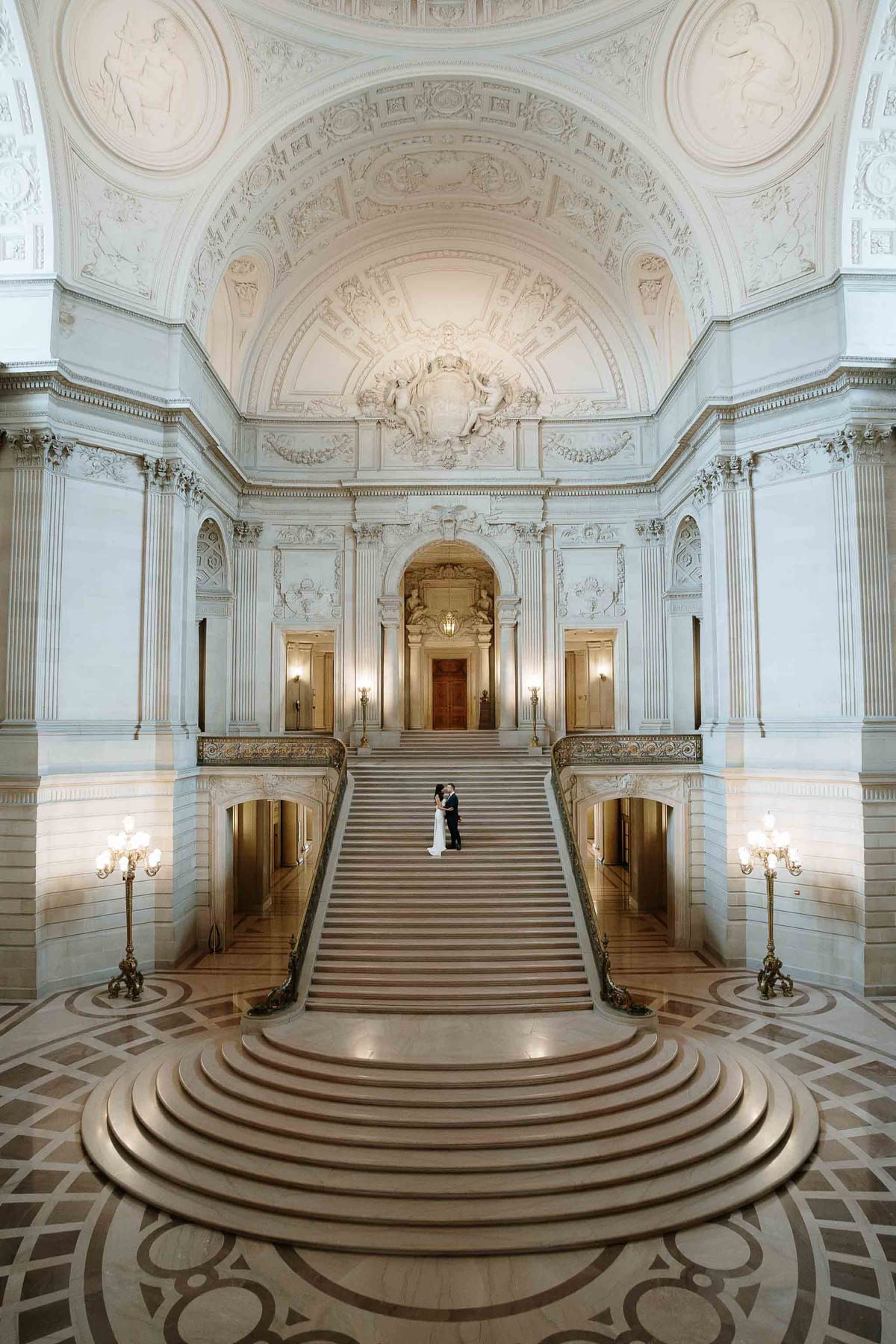THOMAS AND AMANDA (Elopement photoshoot at the San francisco city hall)