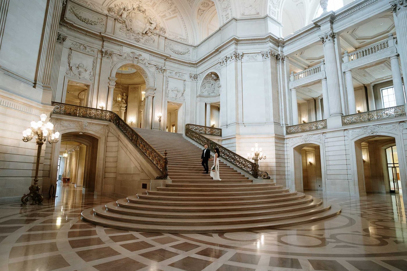 THOMAS AND AMANDA (Elopement photoshoot at the San francisco city hall)