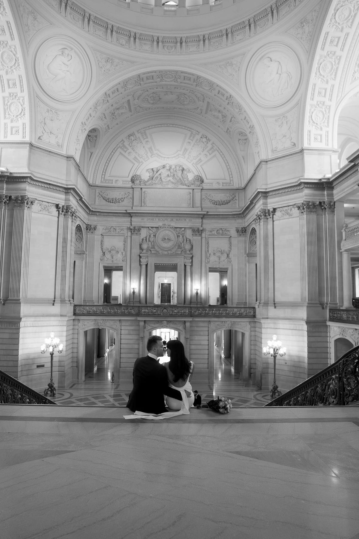 THOMAS AND AMANDA (Elopement photoshoot at the San francisco city hall)