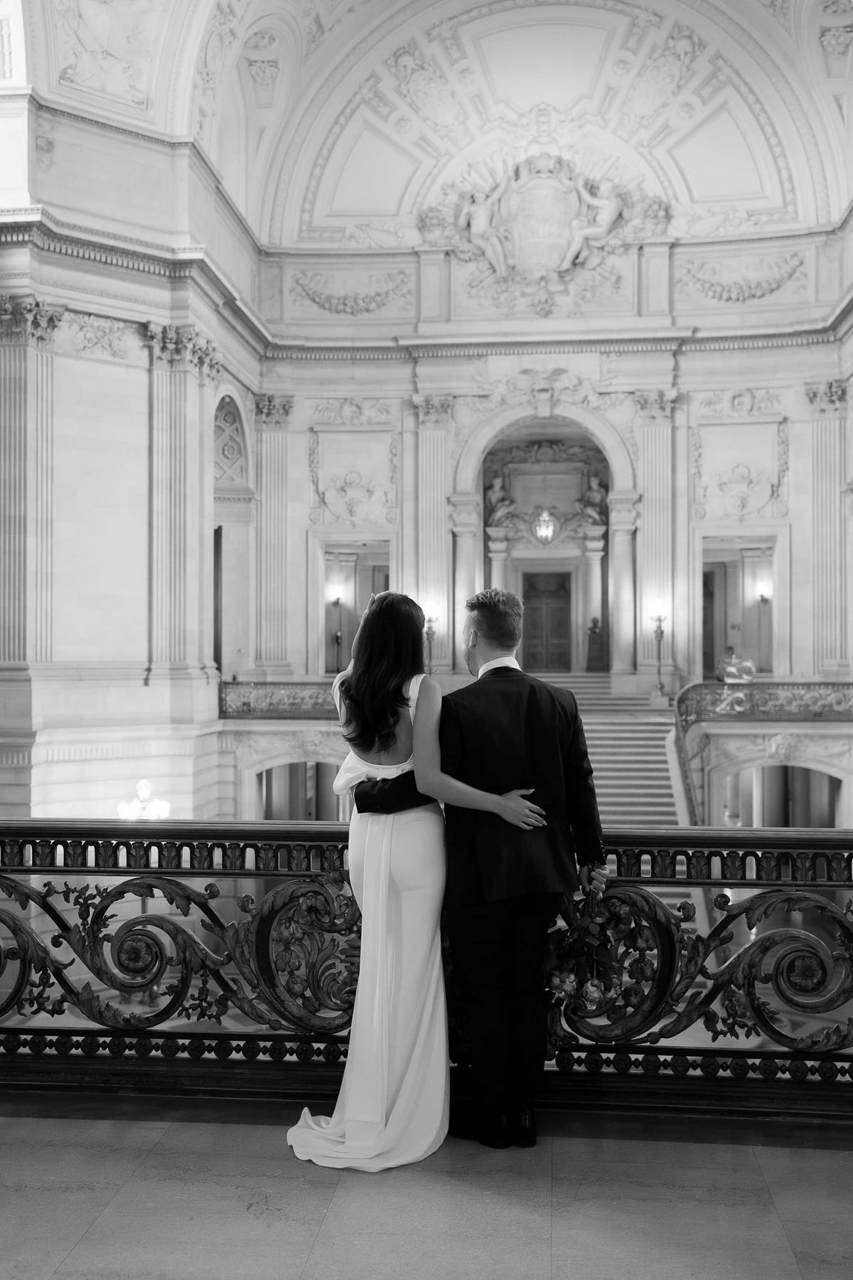 THOMAS AND AMANDA (Elopement photoshoot at the San francisco city hall)
