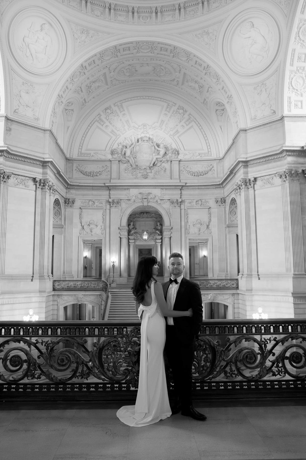 THOMAS AND AMANDA (Elopement photoshoot at the San francisco city hall)