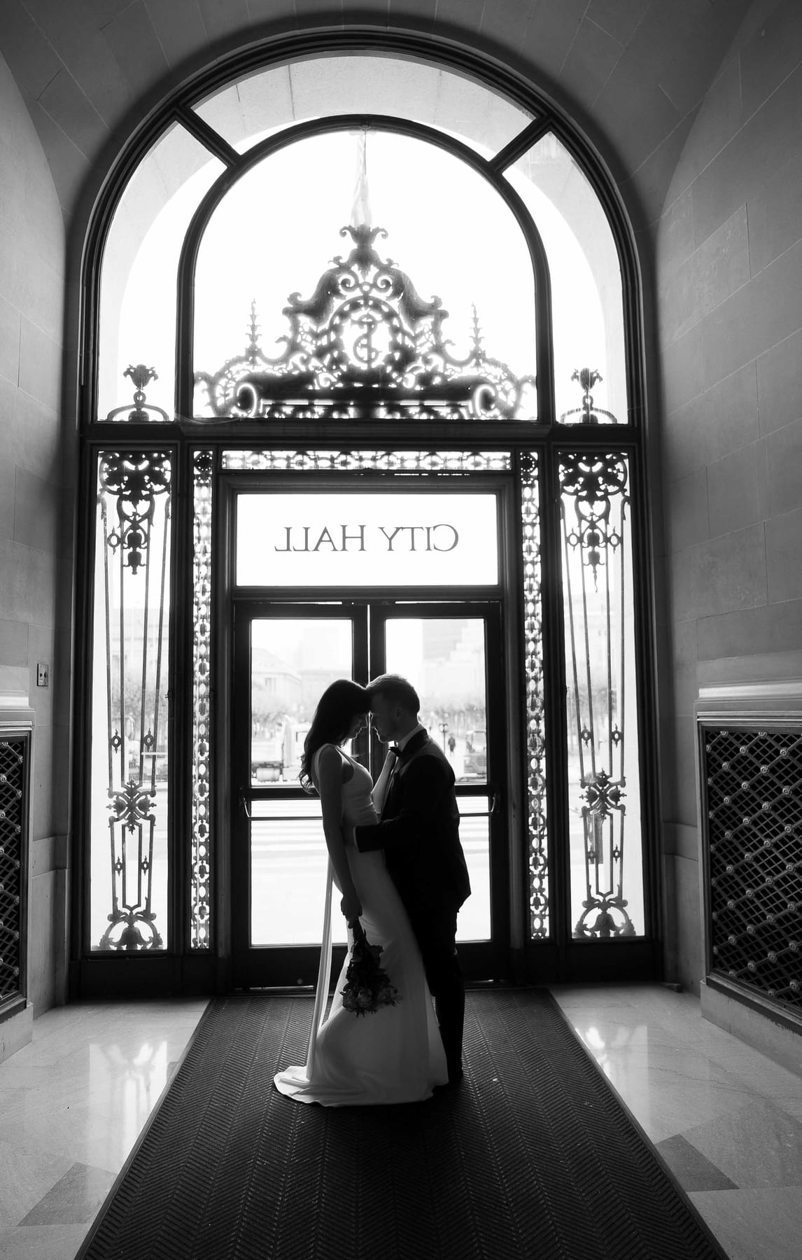 THOMAS AND AMANDA (Elopement photoshoot at the San francisco city hall)