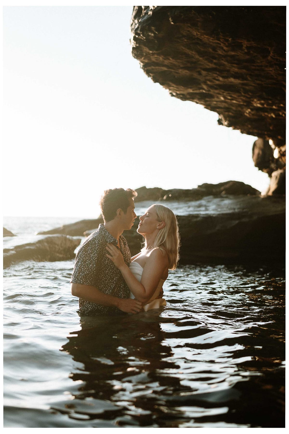 NICOLA AND JASON (Half underwater photoshoot at Gordon's bay, Eastern beacches Sydney)