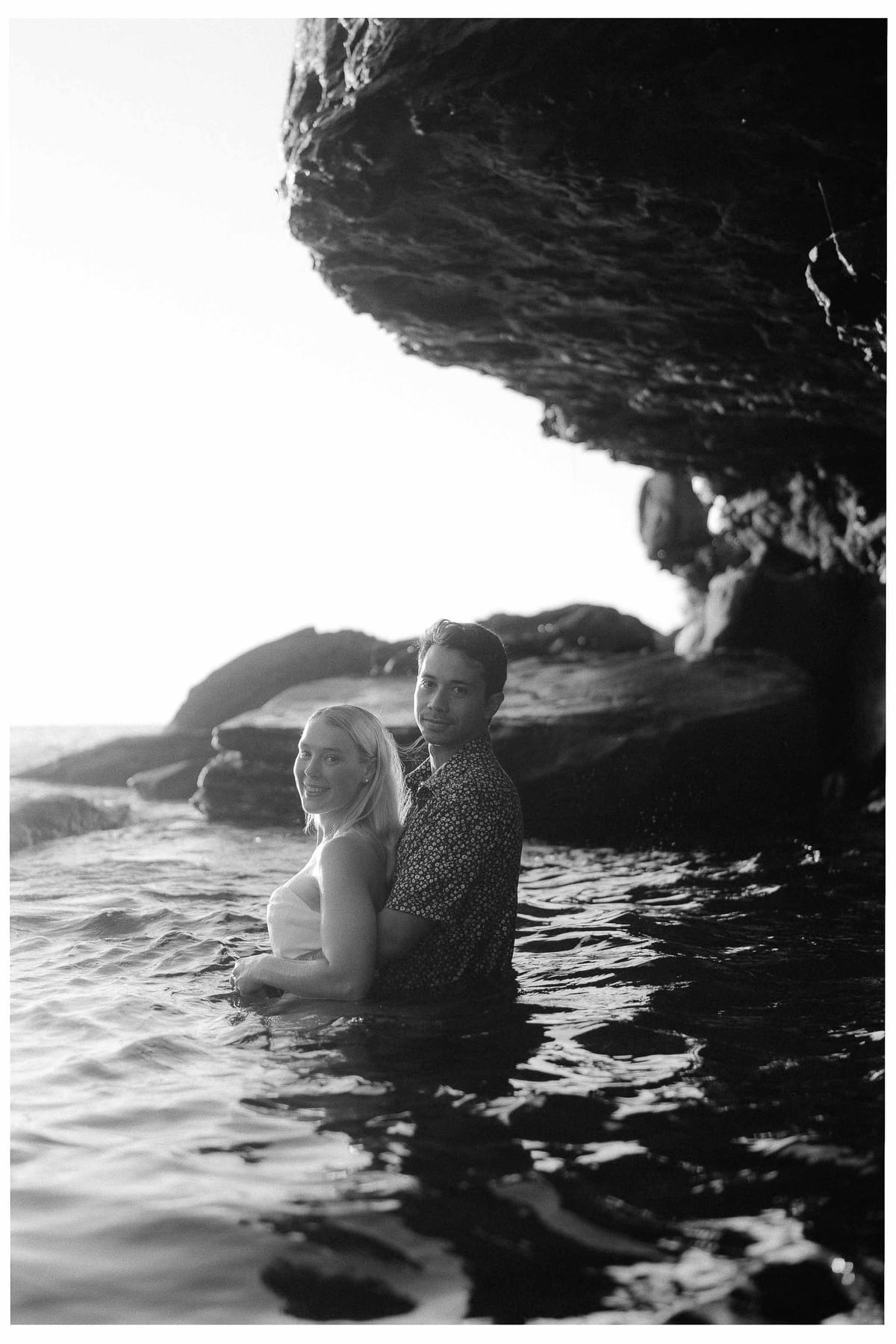 NICOLA AND JASON (Half underwater photoshoot at Gordon's bay, Eastern beacches Sydney)