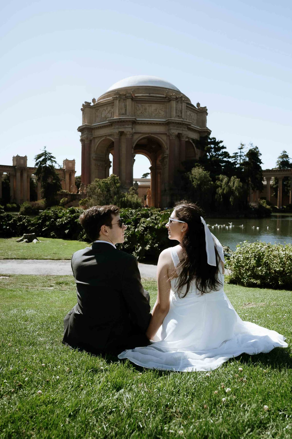 Elopement photoshoot at the Palace of fine arts, San Francisco, CA, USA