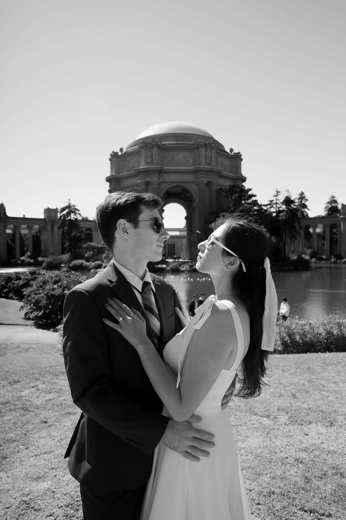 Elopement photoshoot at the Palace of fine arts, San Francisco, CA, USA