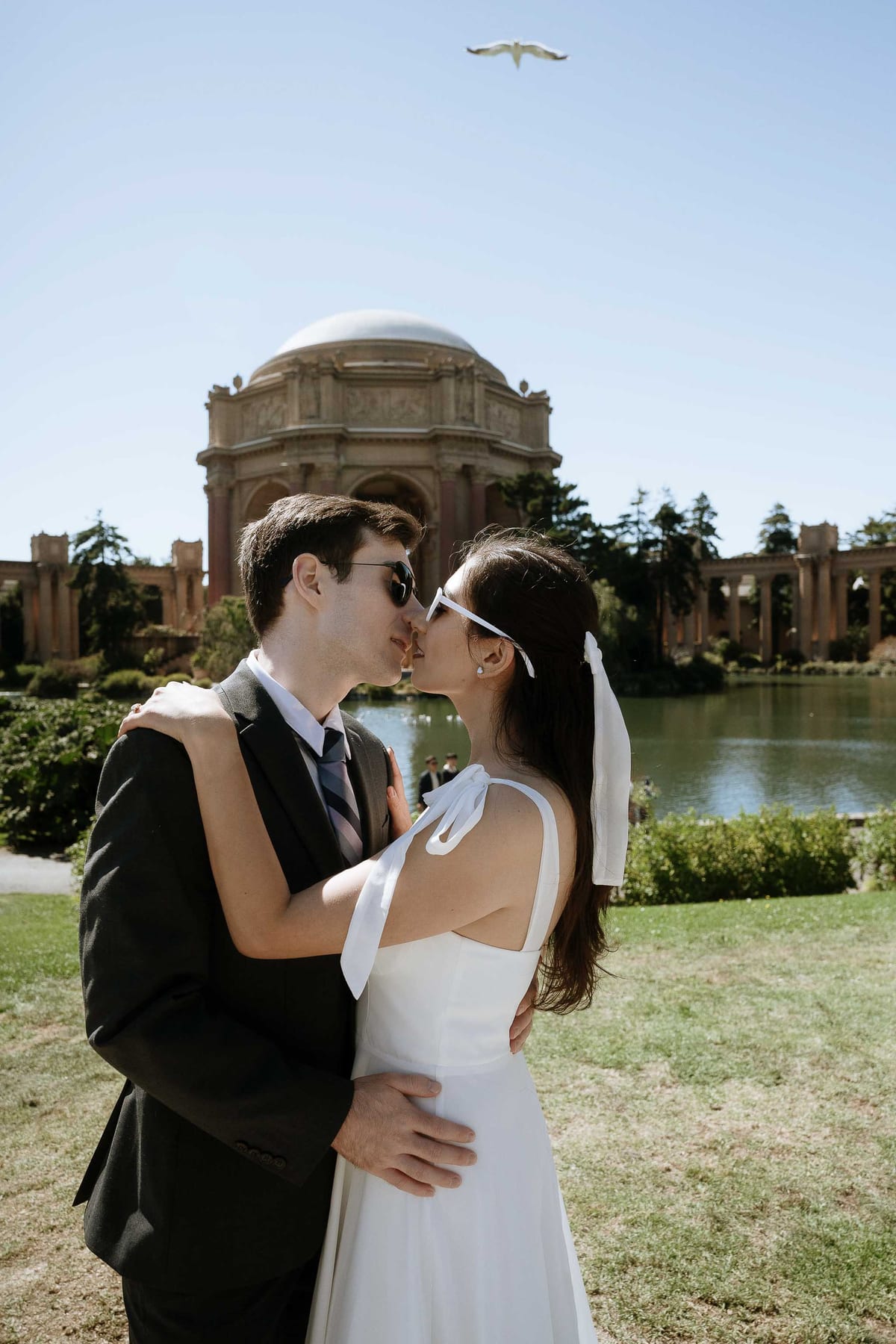 Elopement photoshoot at the Palace of fine arts, San Francisco, CA, USA