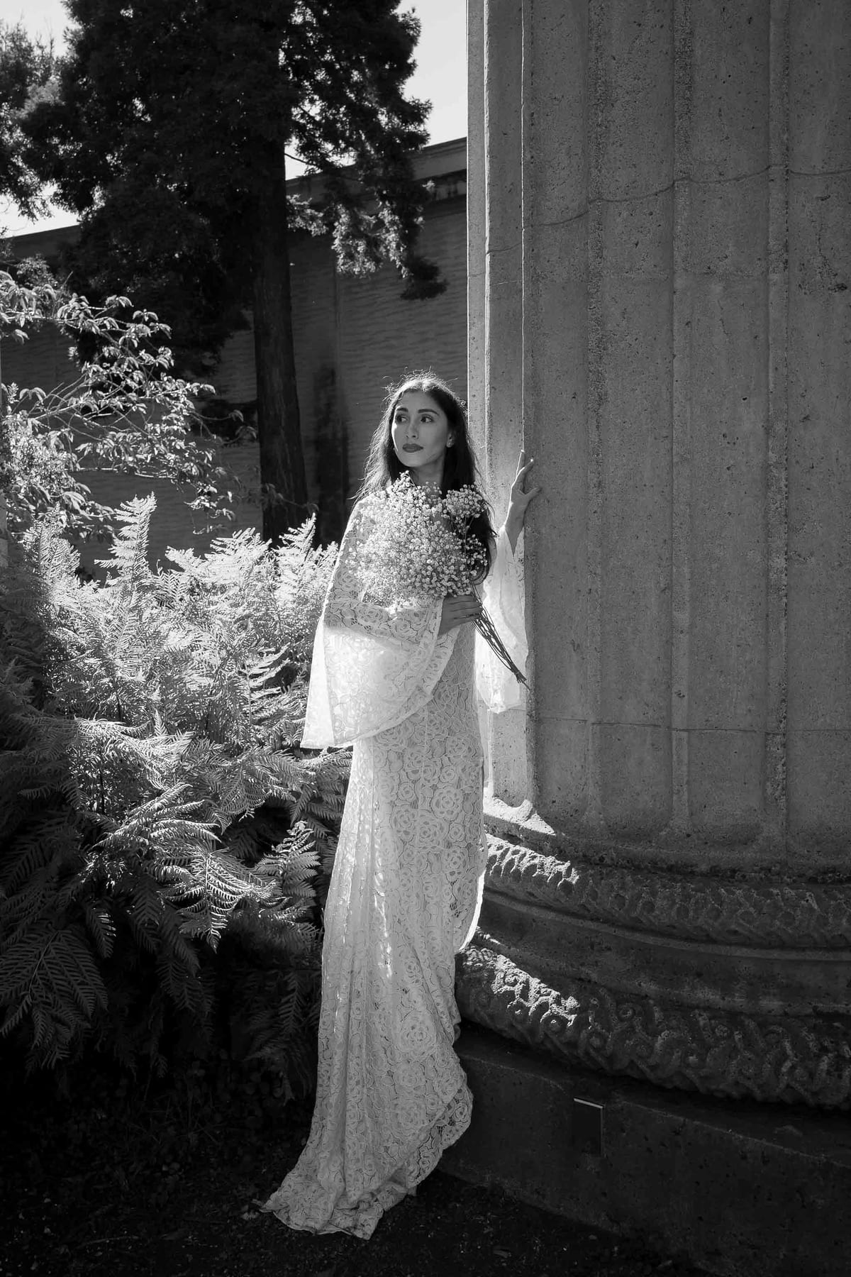 Elopement photoshoot at the Palace of fine arts, San Francisco, CA, USA