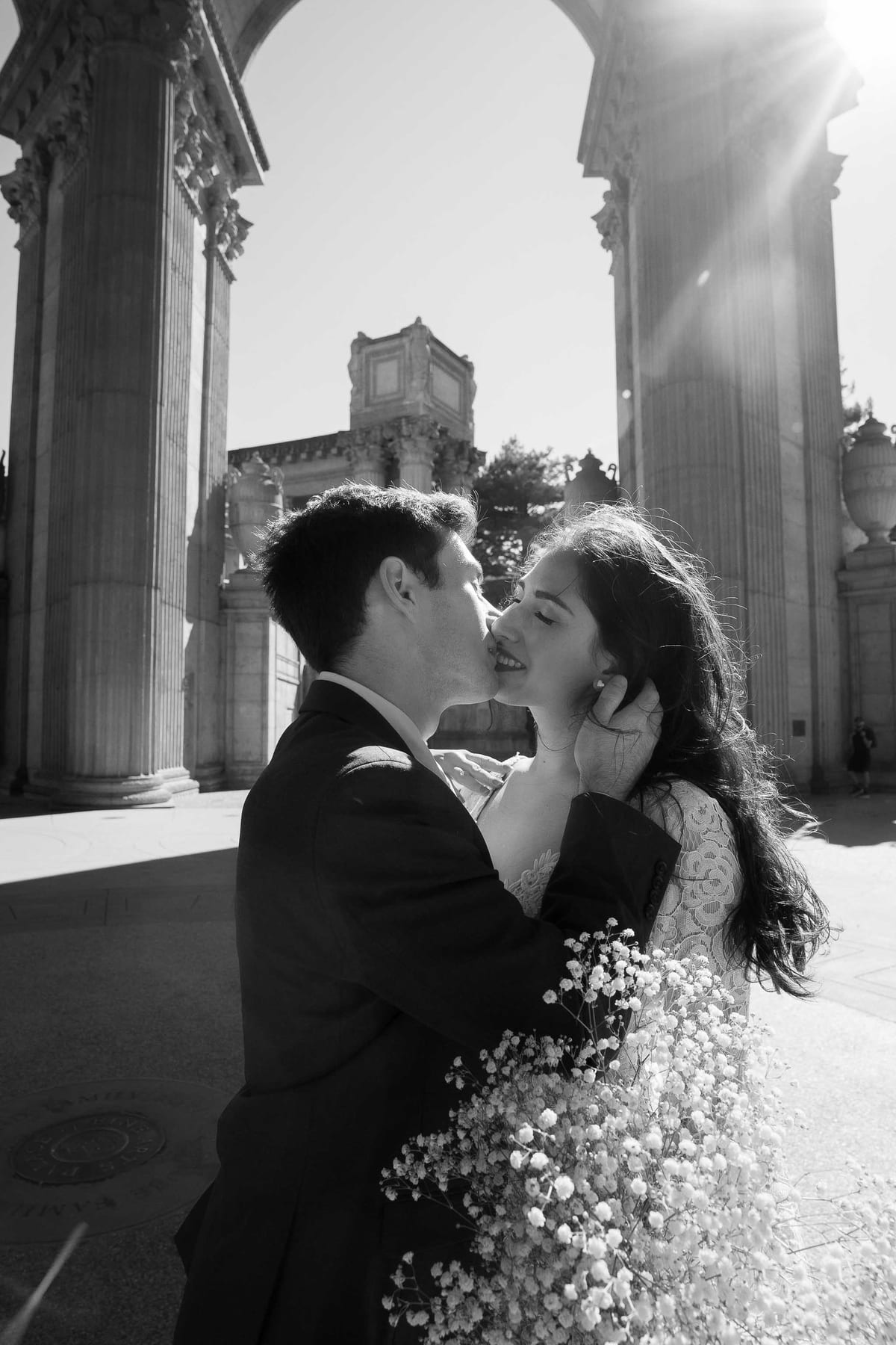 Elopement photoshoot at the Palace of fine arts, San Francisco, CA, USA