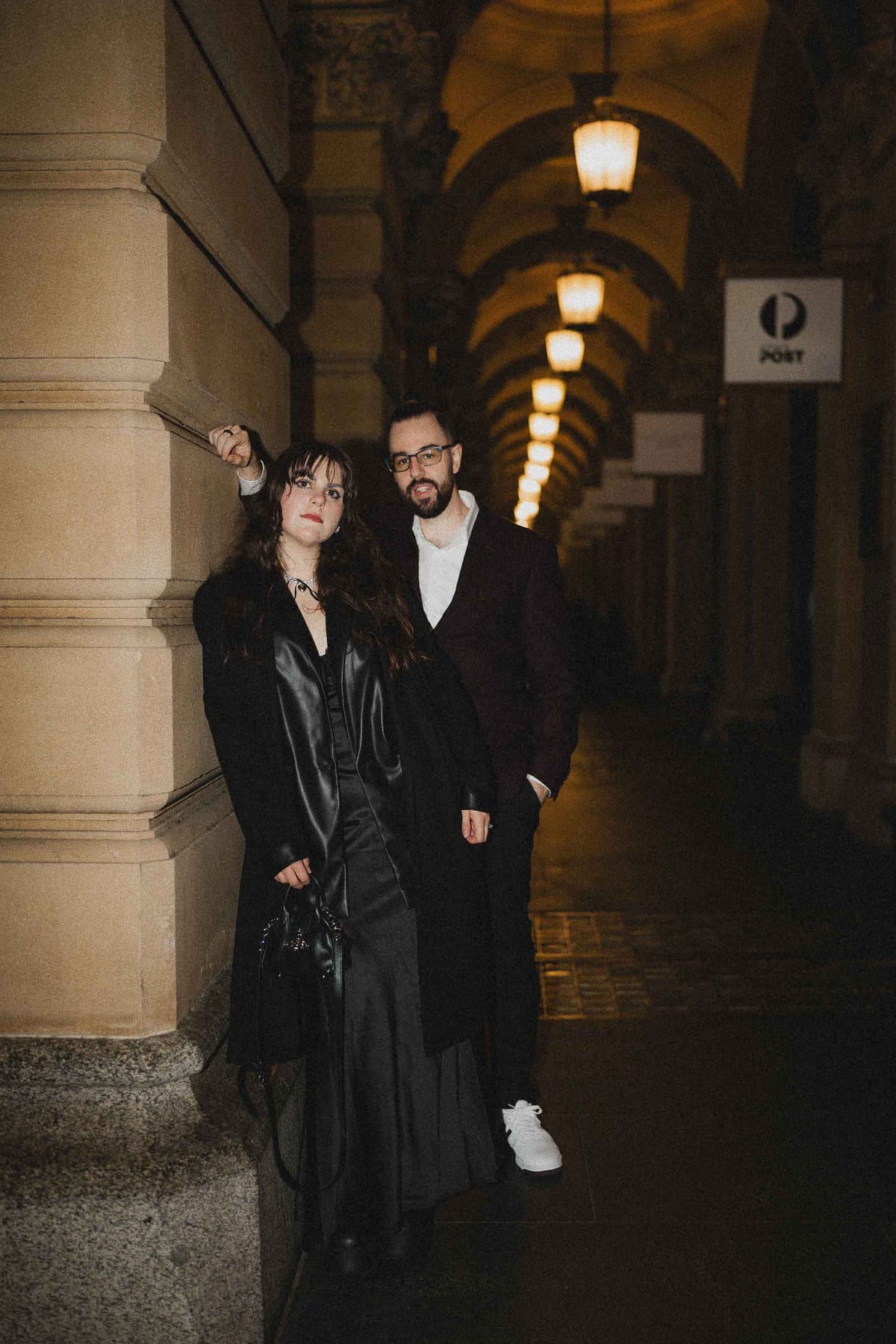 SAMANTHA AND JEREMY (Couple photoshoot at the Restaurant Hubert and Martin Place)