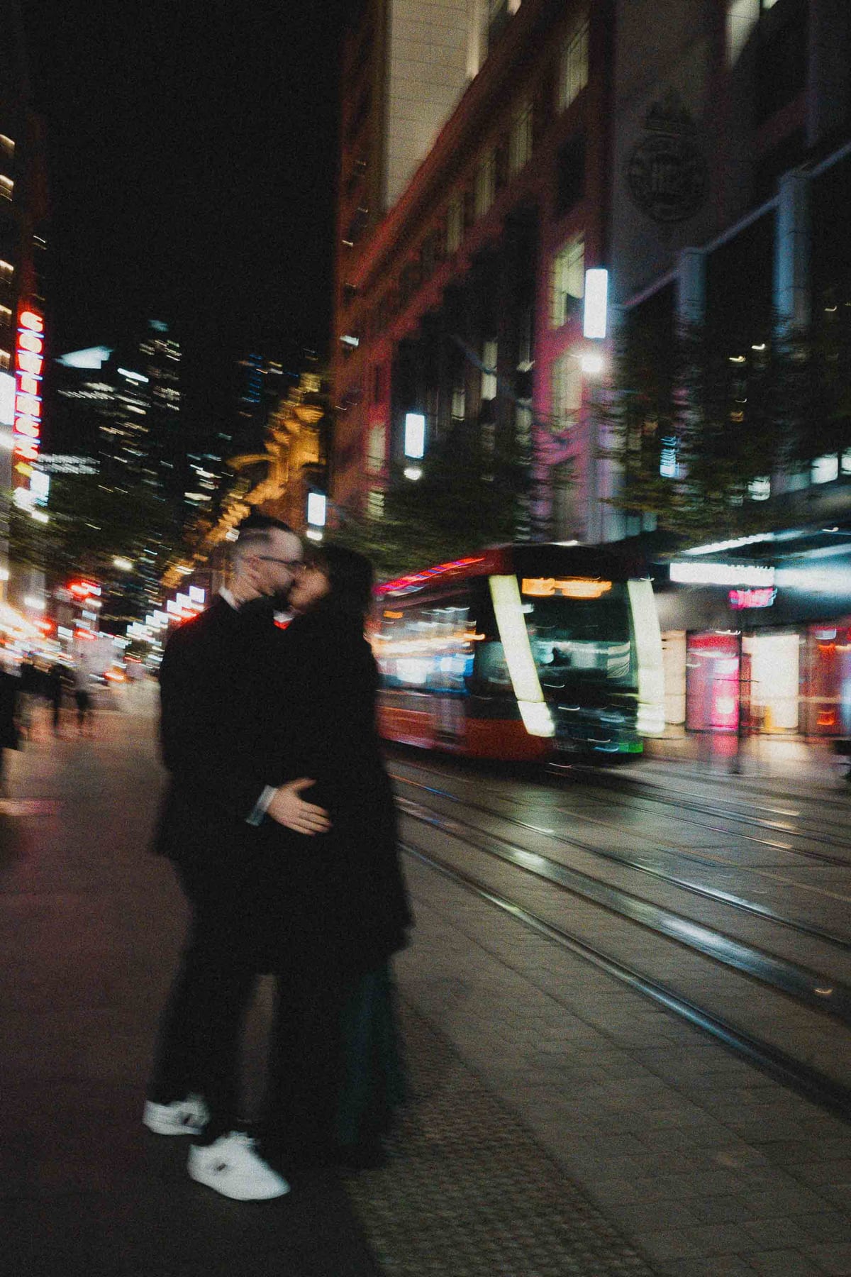 SAMANTHA AND JEREMY (Couple photoshoot at the Restaurant Hubert and Martin Place)