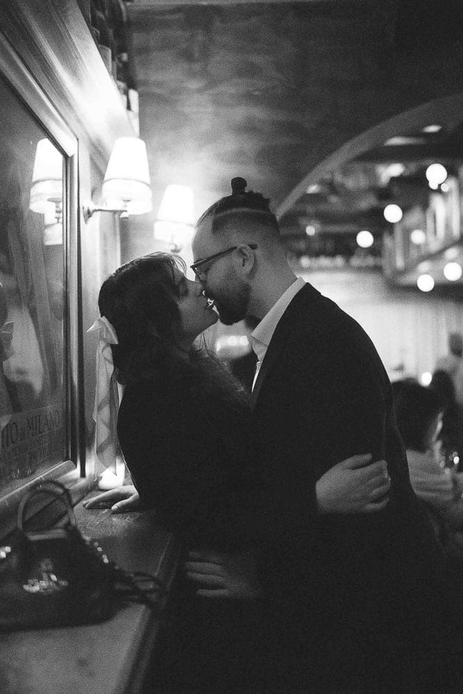 SAMANTHA AND JEREMY (Couple photoshoot at the Restaurant Hubert and Martin Place)