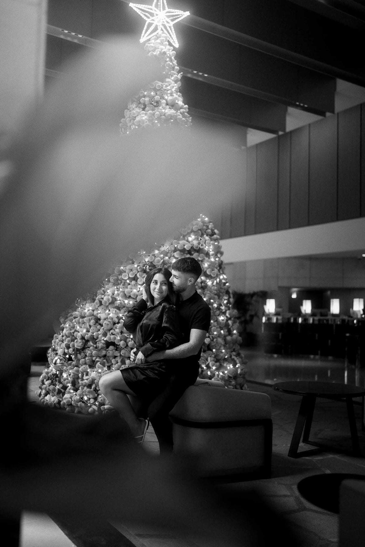 SASKIA AND MAURI (Christmas couple photoshoot at the Fullerton hotel, Martin place)
