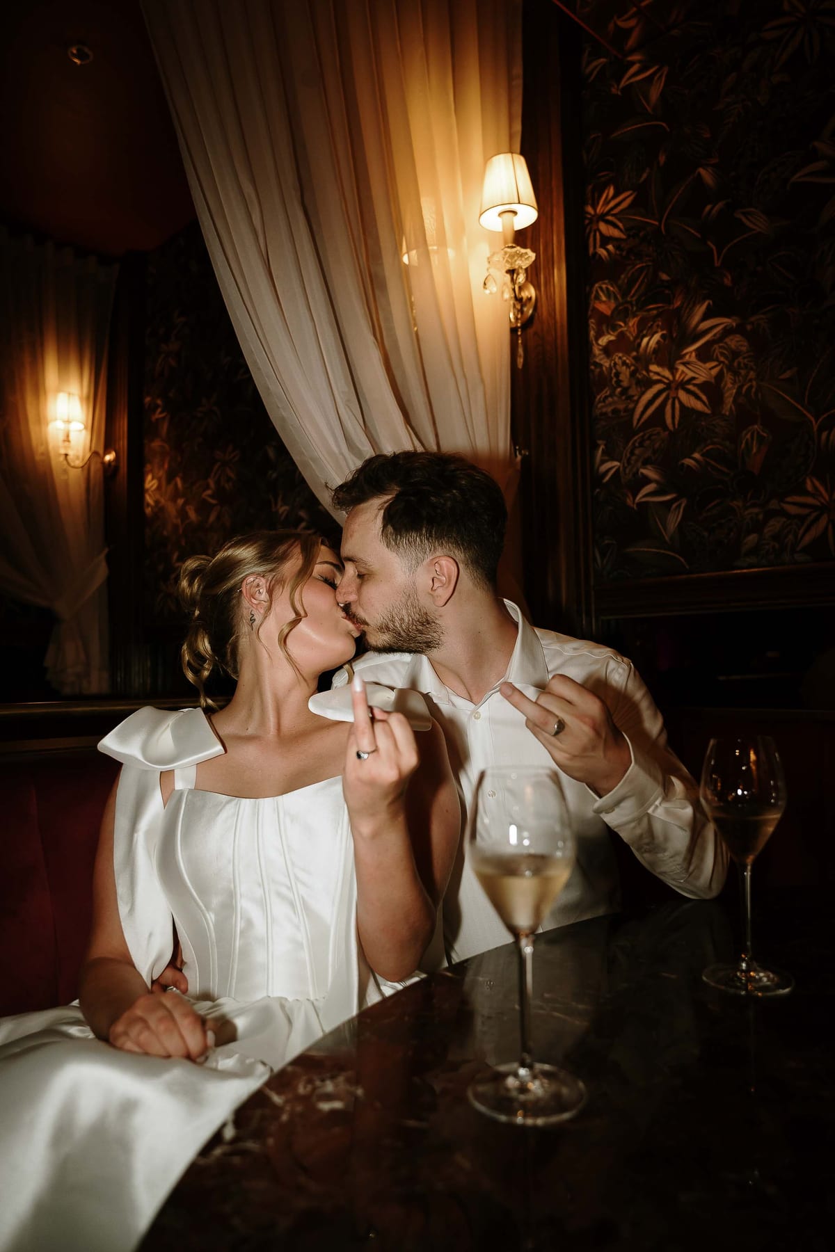 BLAKE AND TESS (Engagement photoshoot at Cardea bar, Barangaroo)