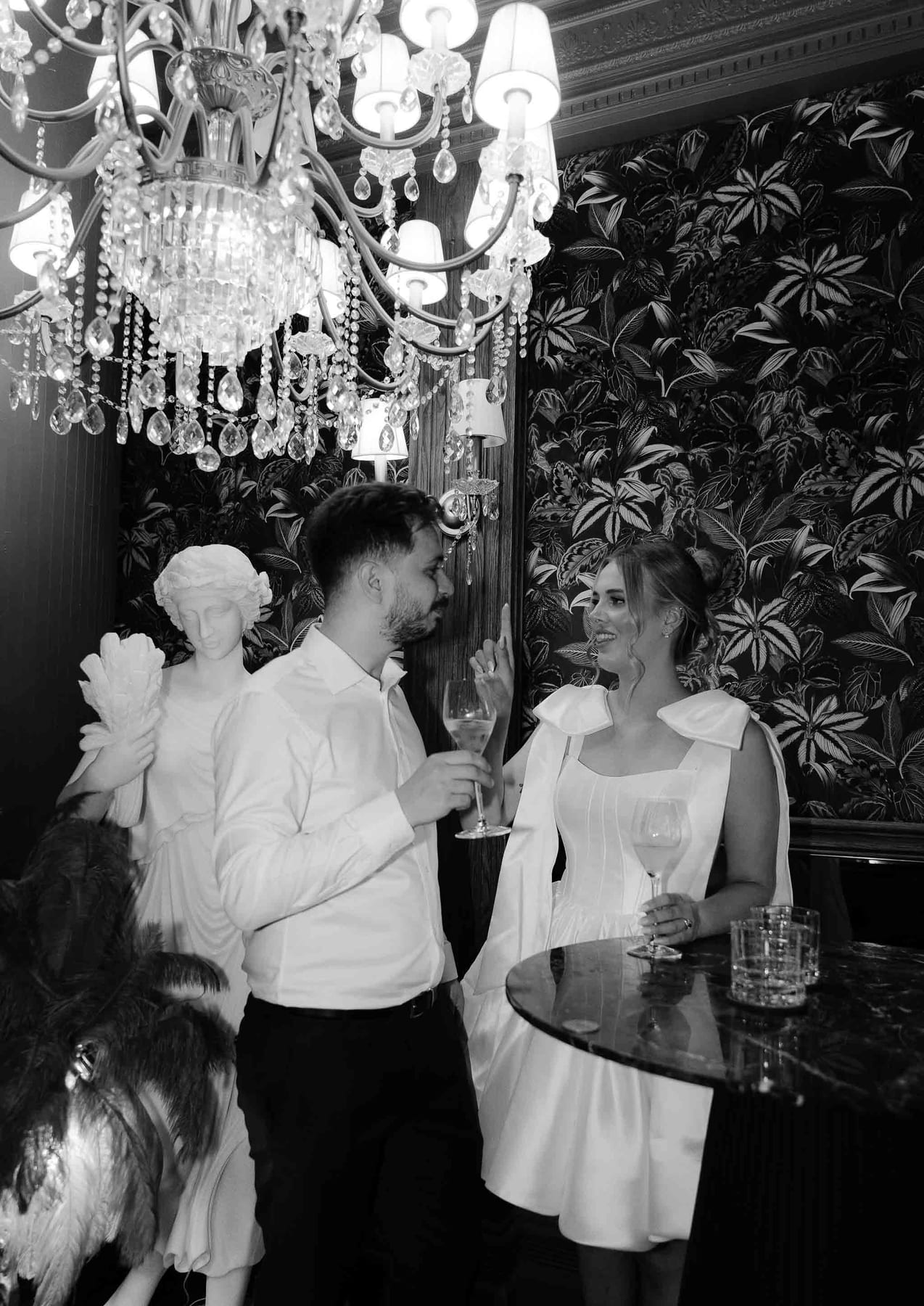 BLAKE AND TESS (Engagement photoshoot at Cardea bar, Barangaroo)