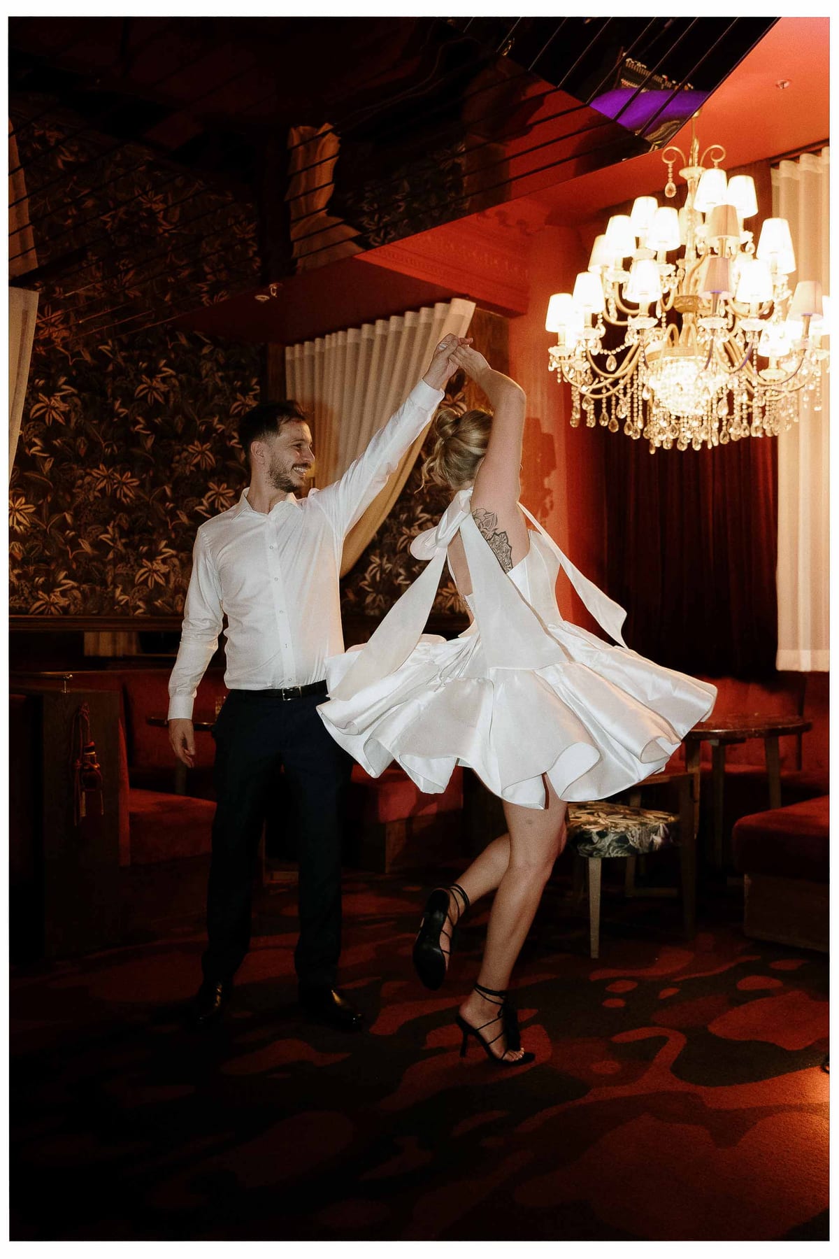 BLAKE AND TESS (Engagement photoshoot at Cardea bar, Barangaroo)
