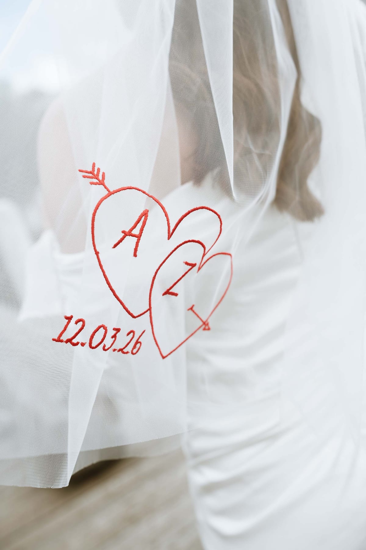 ADAM AND ZOE (Registry wedding at Pyrmont, Kimpton margot hotel and Townhall)