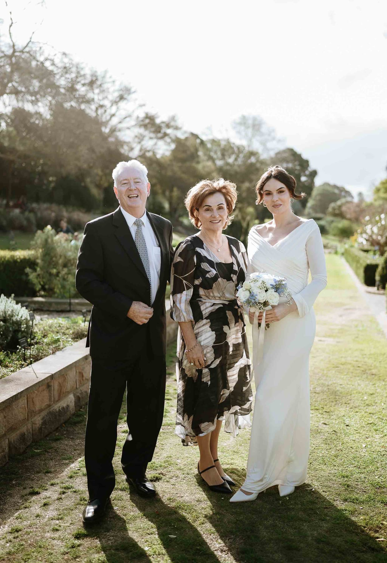 LAURA AND CHRIS (Elopement wedding at the Royal botanical gardens and Opera house Sydney)