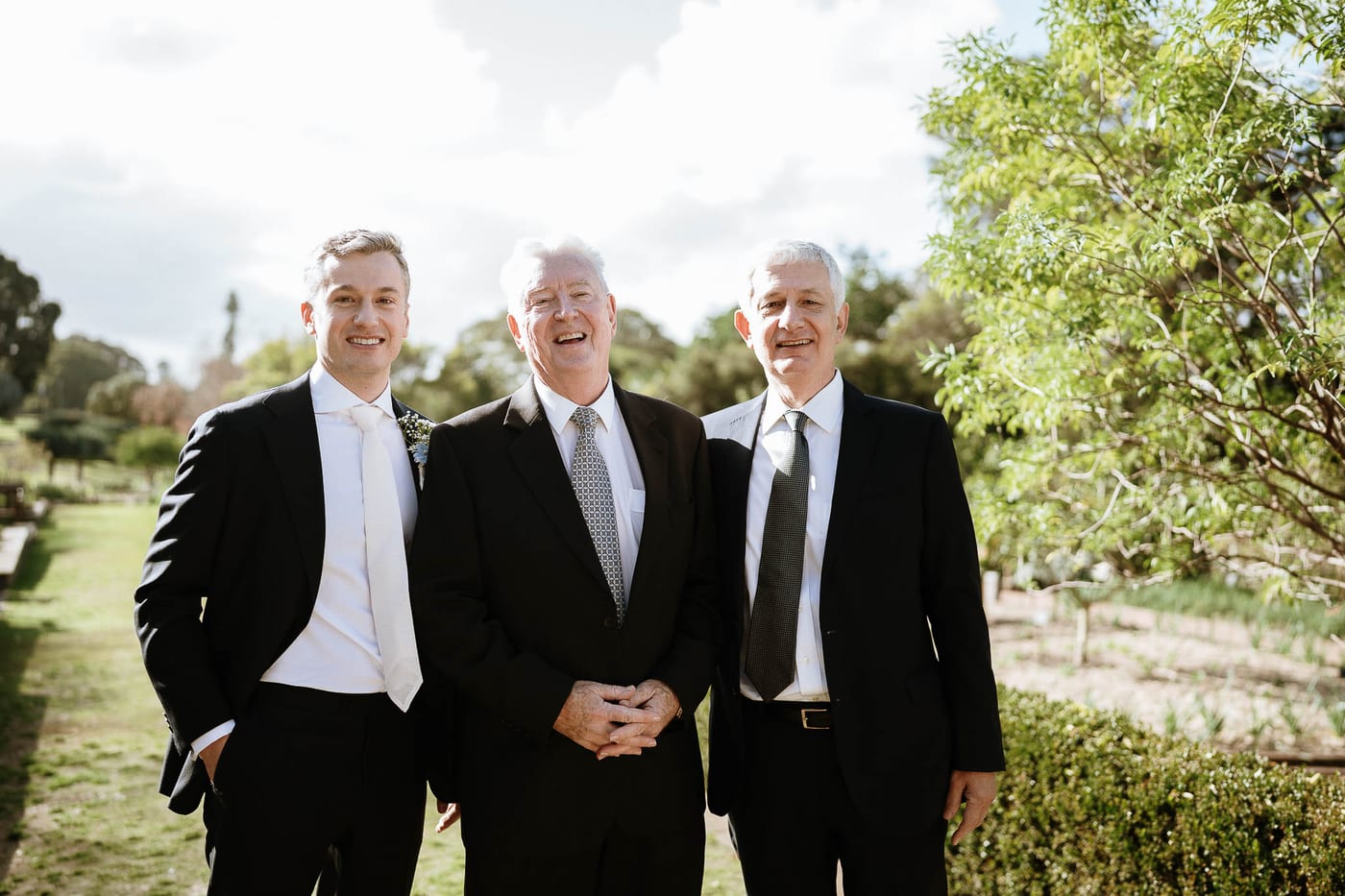 LAURA AND CHRIS (Elopement wedding at the Royal botanical gardens and Opera house Sydney)