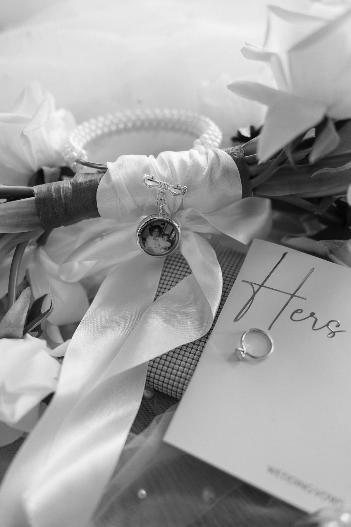 SARAH AND JASON (Intimate Sydney Elopement from Pyrmont Registry to Pier One Harbour Wedding)