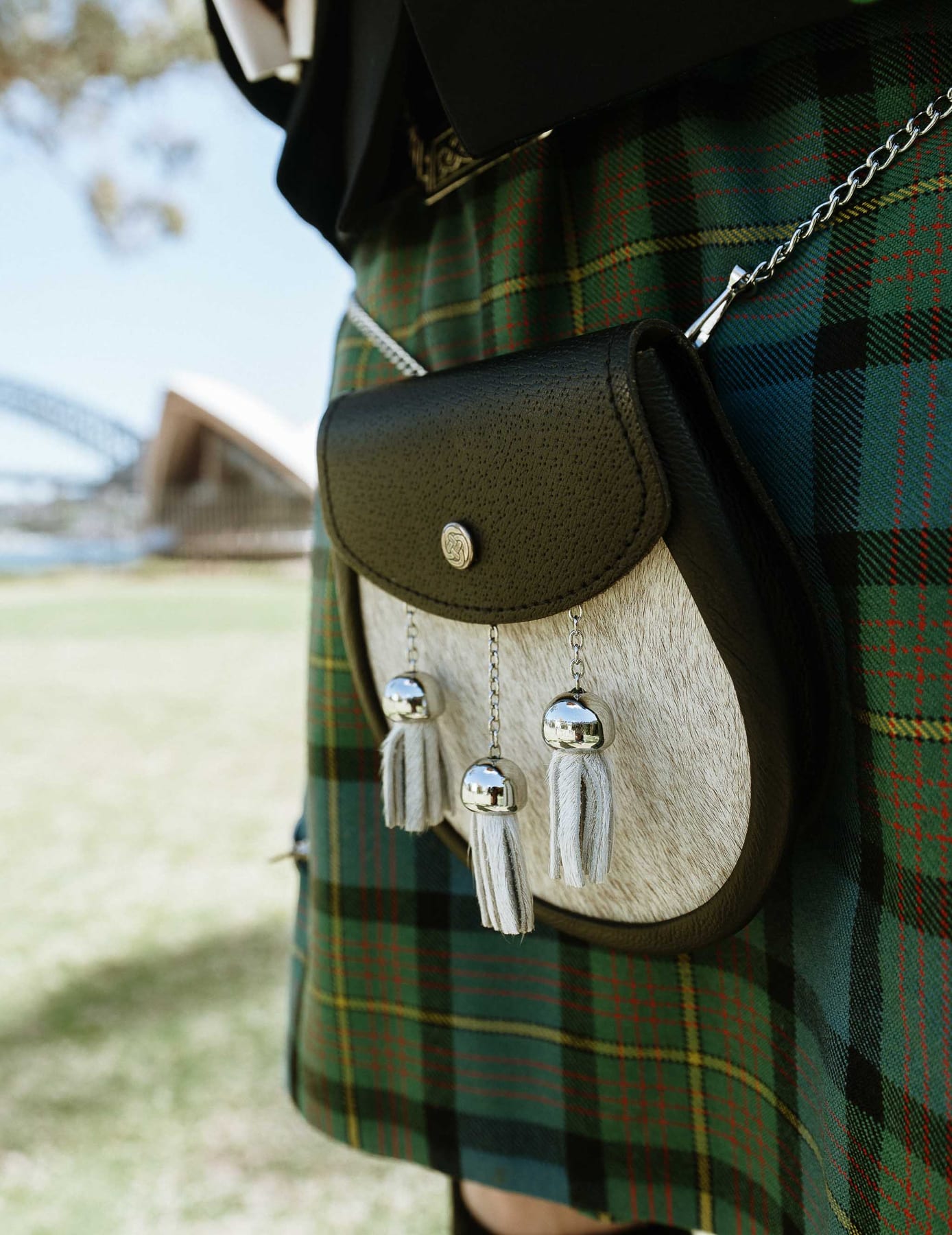 MARC AND FRAN (Modern Scottish Sydney Elopement Across Iconic City Landmarks)