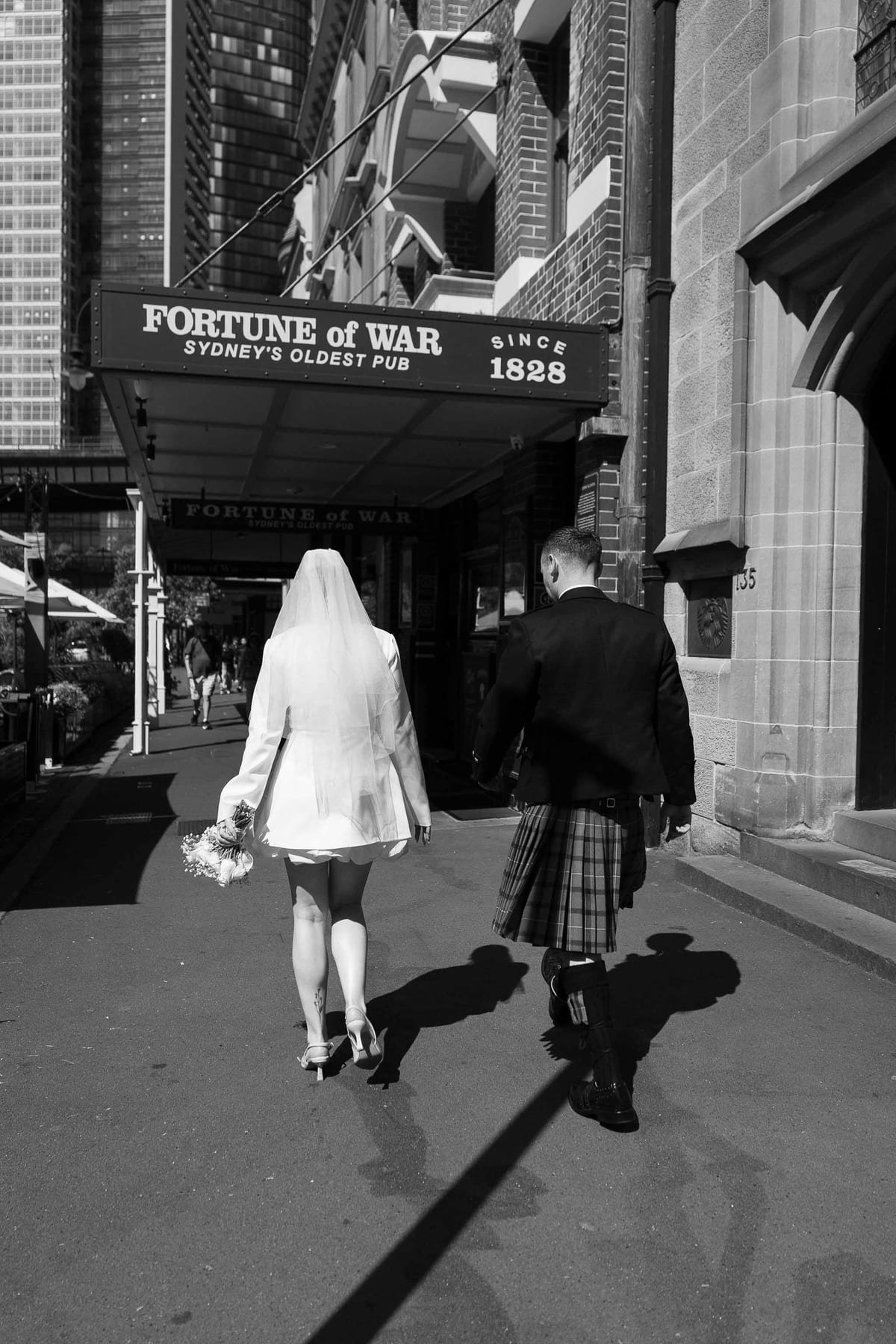 MARC AND FRAN (Modern Scottish Sydney Elopement Across Iconic City Landmarks)