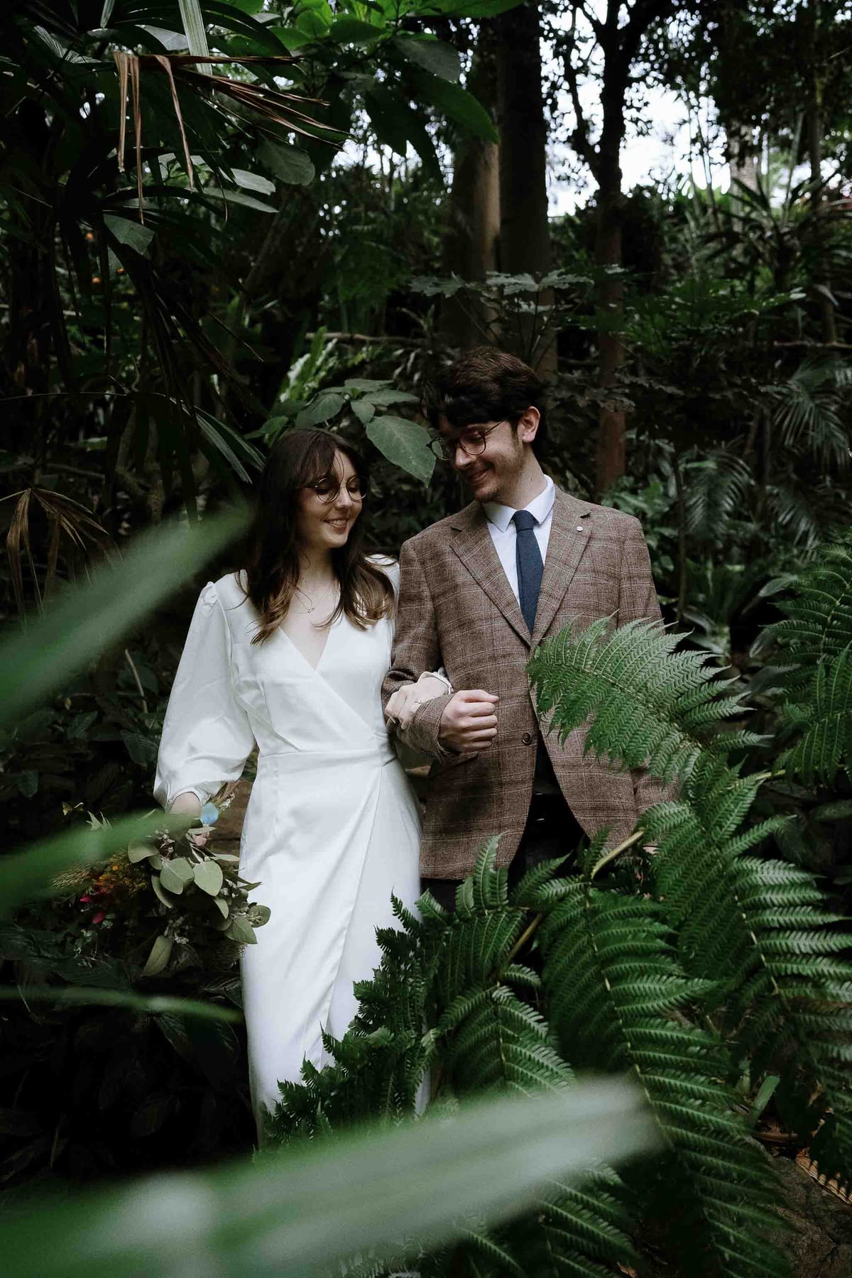 JOSH AND MADELINE (Romantic Elopement at Wendy’s Secret Garden, Lavender Bay and North Sydney Waterfront)