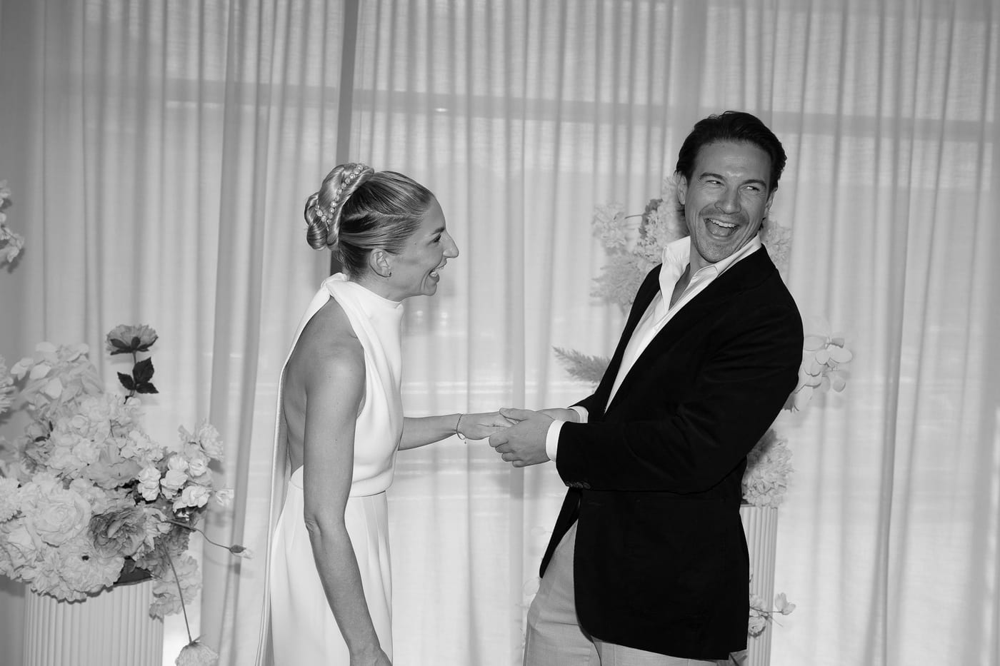 PRUDENCE AND ANDREW (Pyrmont Registry Elopement and Sydney Iconic views)