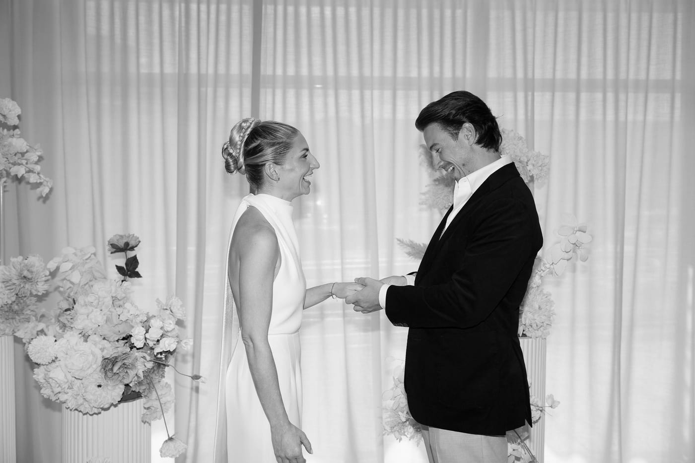 PRUDENCE AND ANDREW (Pyrmont Registry Elopement and Sydney Iconic views)