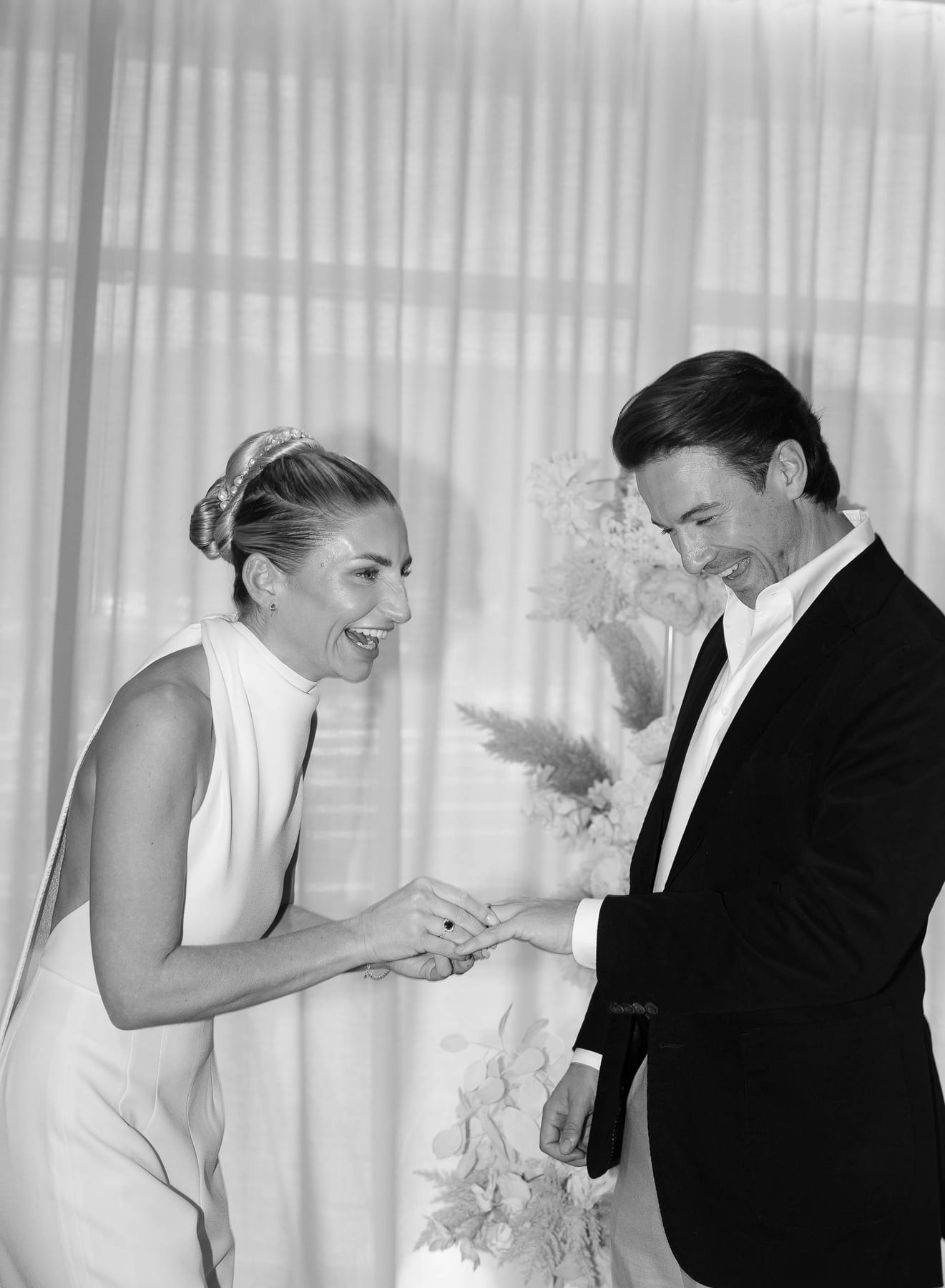 PRUDENCE AND ANDREW (Pyrmont Registry Elopement and Sydney Iconic views)