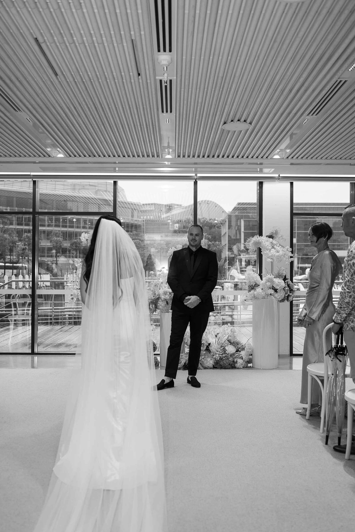 ZANE AND TORI (Pyrmont Registry Wedding and Modern Sydney CBD Elopement)
