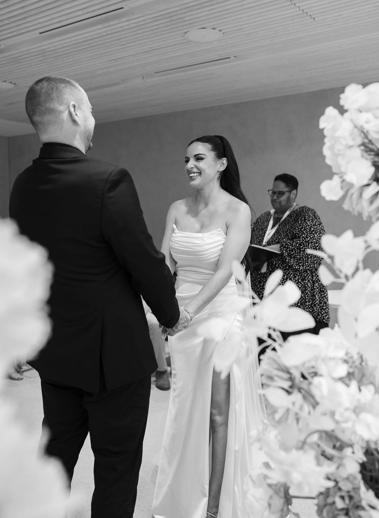 ZANE AND TORI (Pyrmont Registry Wedding and Modern Sydney CBD Elopement)