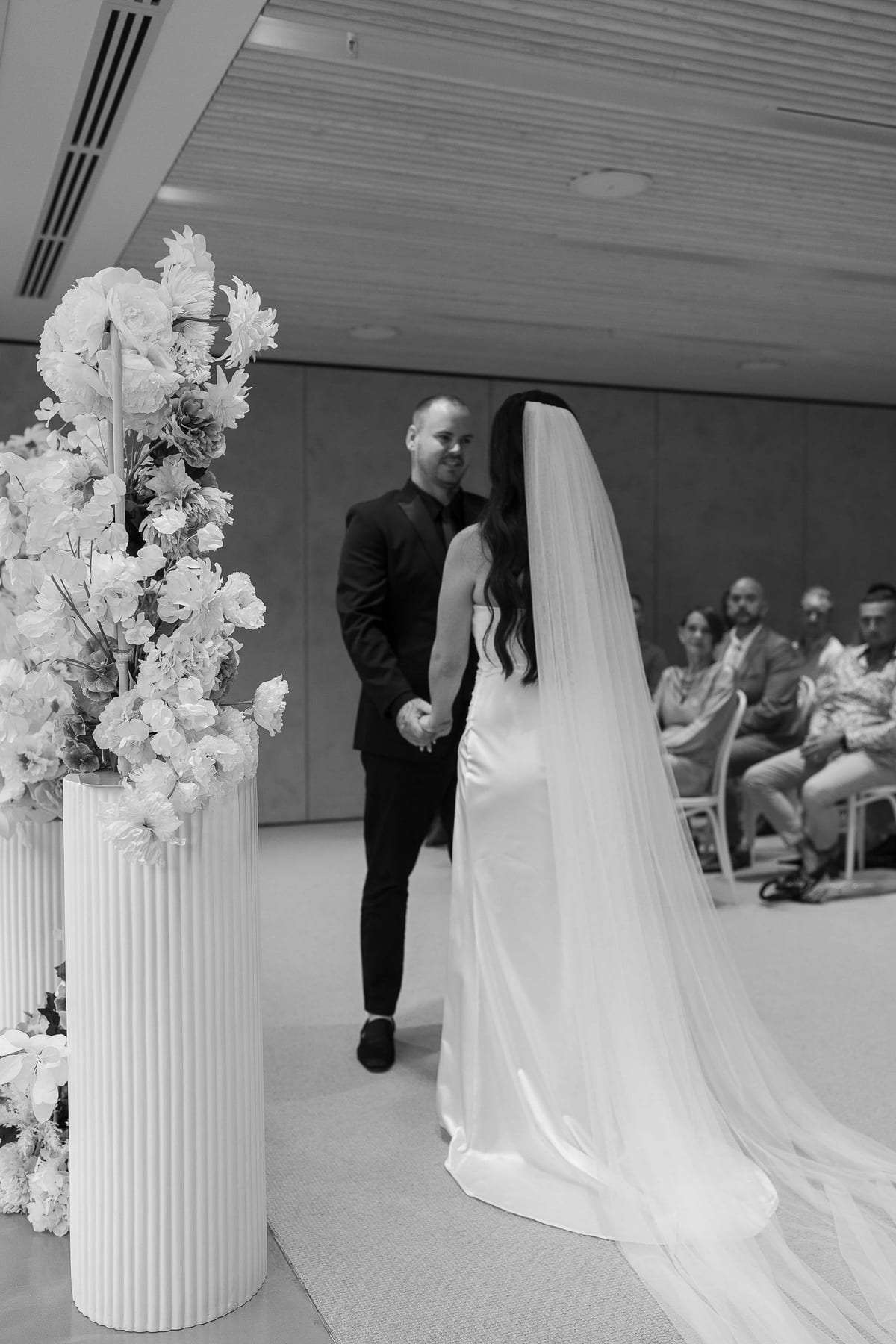 ZANE AND TORI (Pyrmont Registry Wedding and Modern Sydney CBD Elopement)
