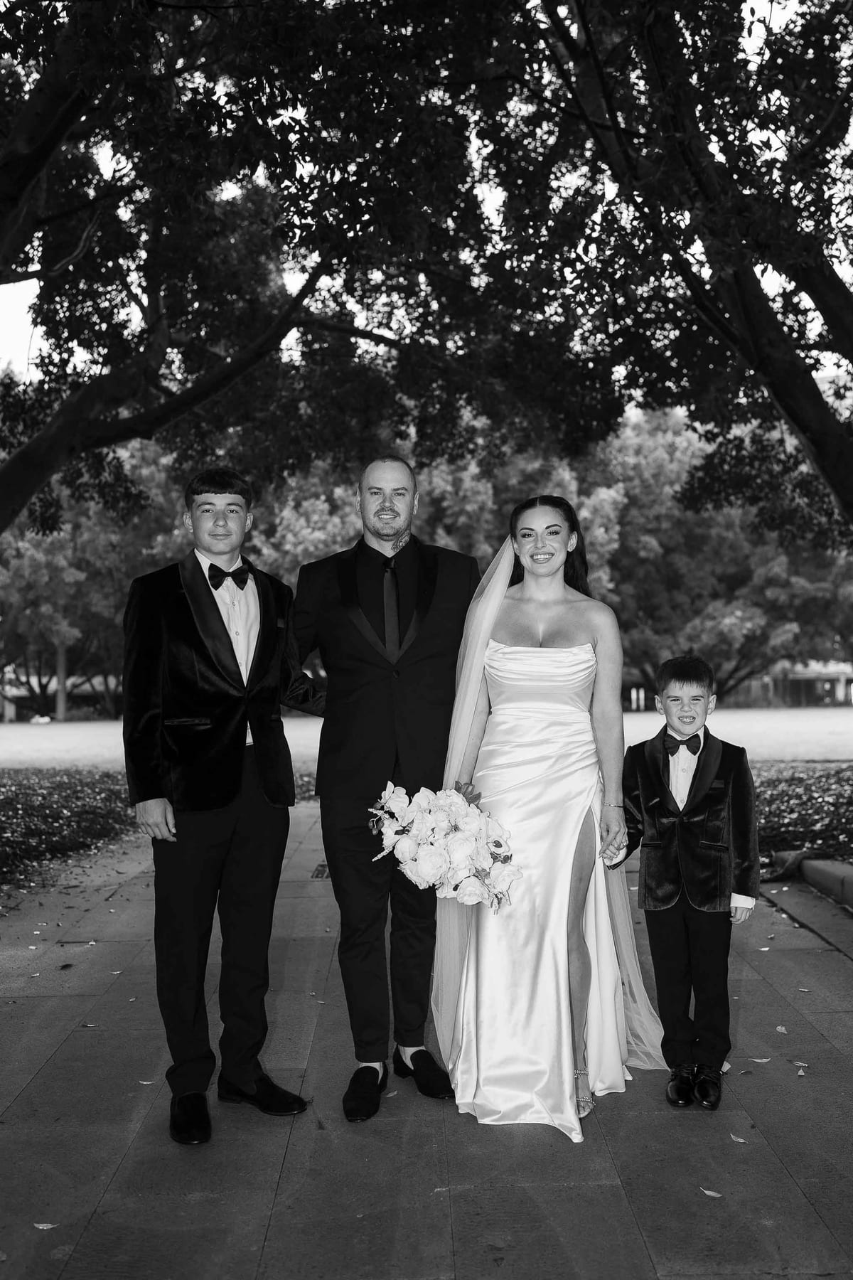 ZANE AND TORI (Pyrmont Registry Wedding and Modern Sydney CBD Elopement)