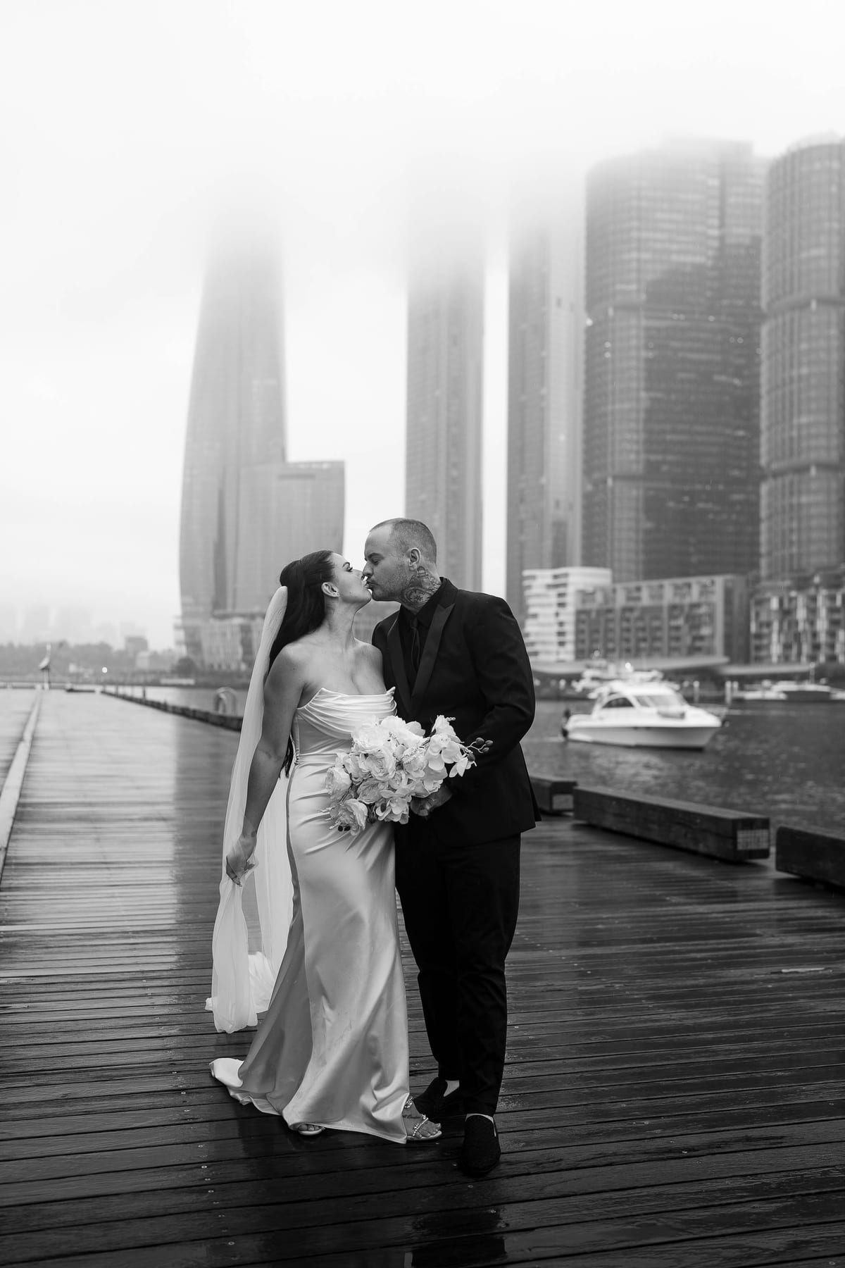 ZANE AND TORI (Pyrmont Registry Wedding and Modern Sydney CBD Elopement)
