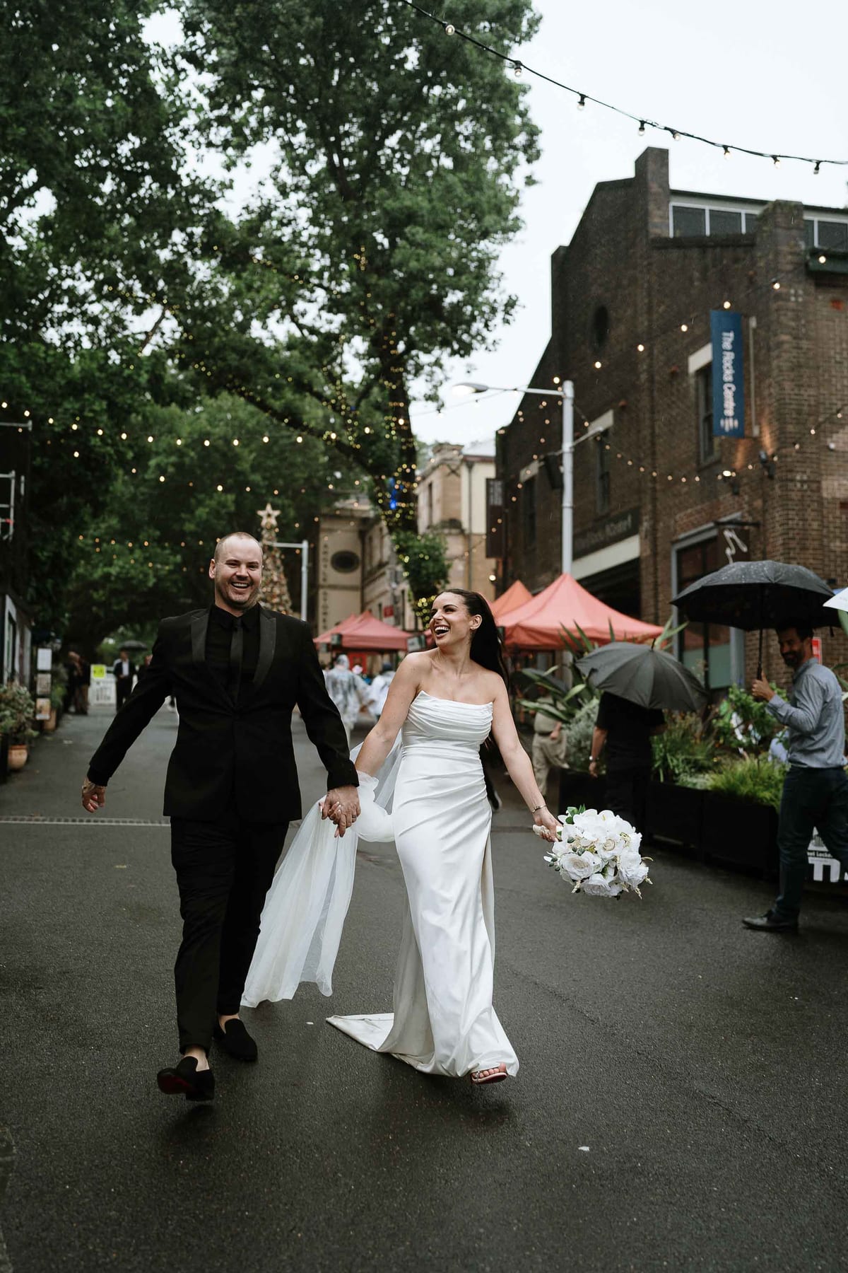 ZANE AND TORI (Pyrmont Registry Wedding and Modern Sydney CBD Elopement)