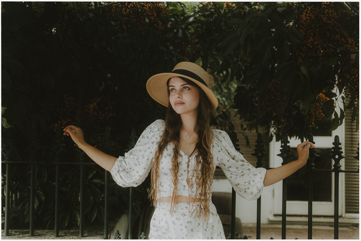 Alice in Wonderland Inspired Photoshoot with Daria | Centennial Park & Sydney Eastern Suburbs Photography