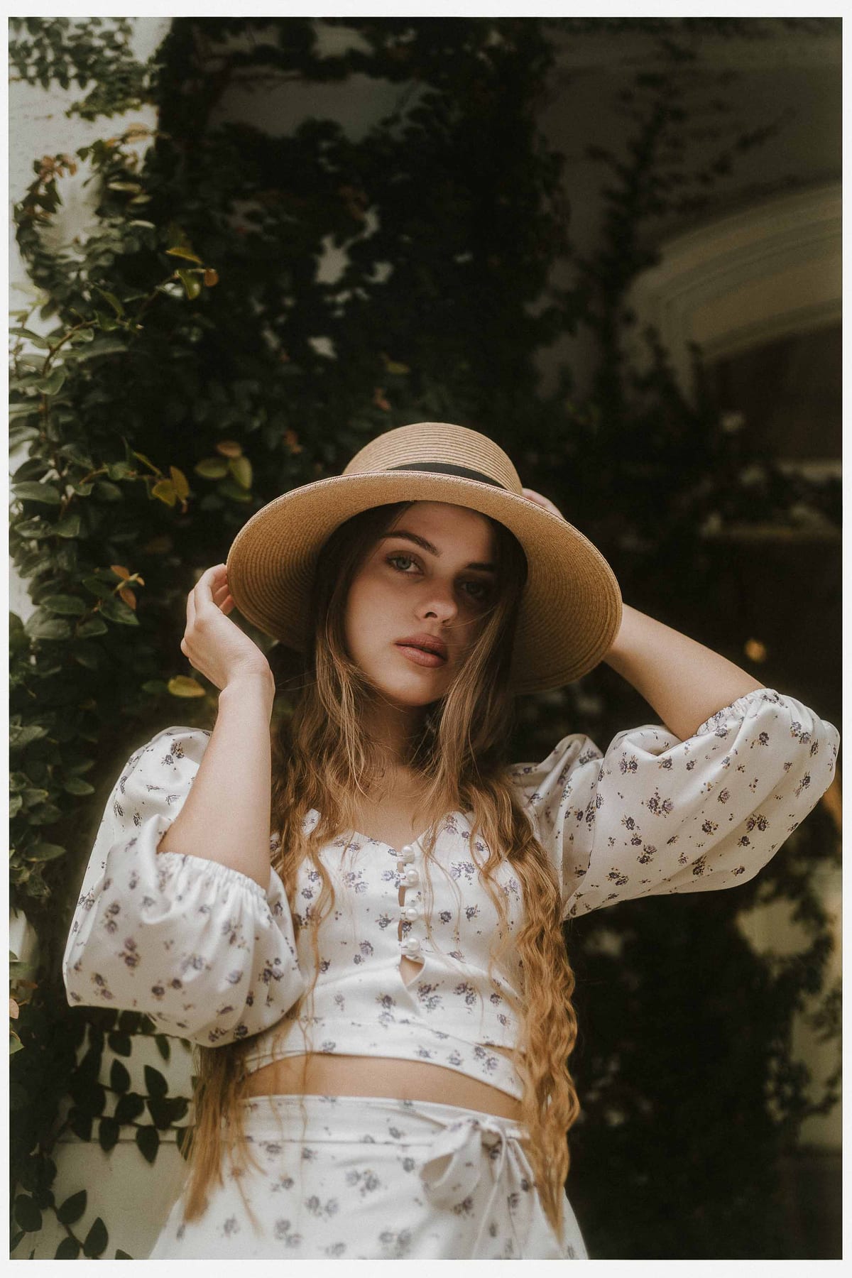 Alice in Wonderland Inspired Photoshoot with Daria | Centennial Park & Sydney Eastern Suburbs Photography