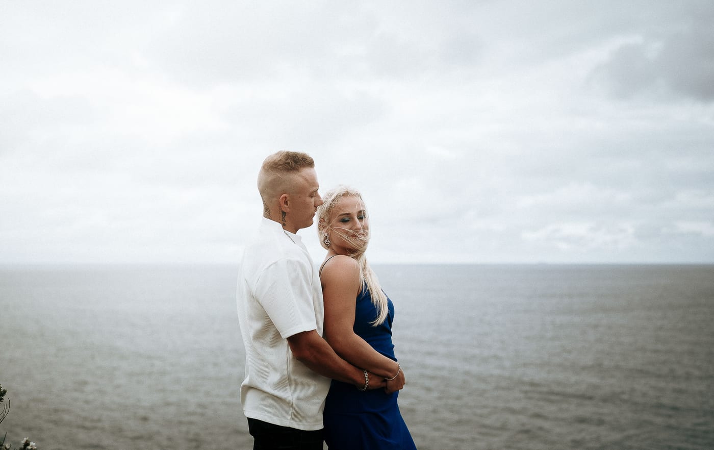 Lachlan and Kirra’s Surprise Proposal at Diamond Bay Cliffs | Sydney Coastal Engagement Photography