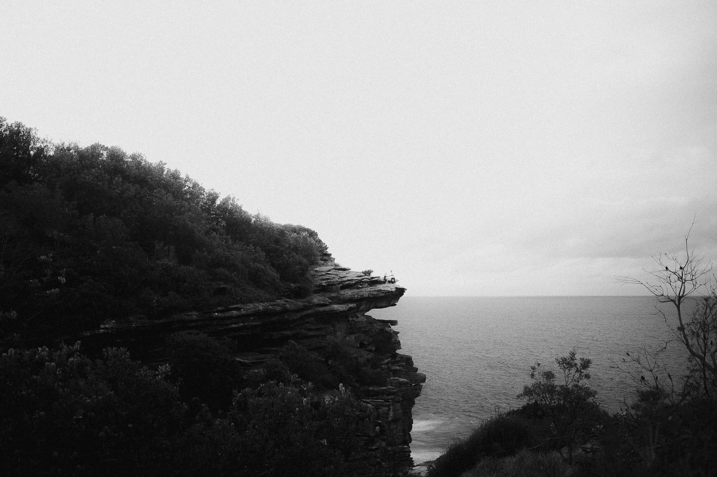 Lachlan and Kirra’s Surprise Proposal at Diamond Bay Cliffs | Sydney Coastal Engagement Photography