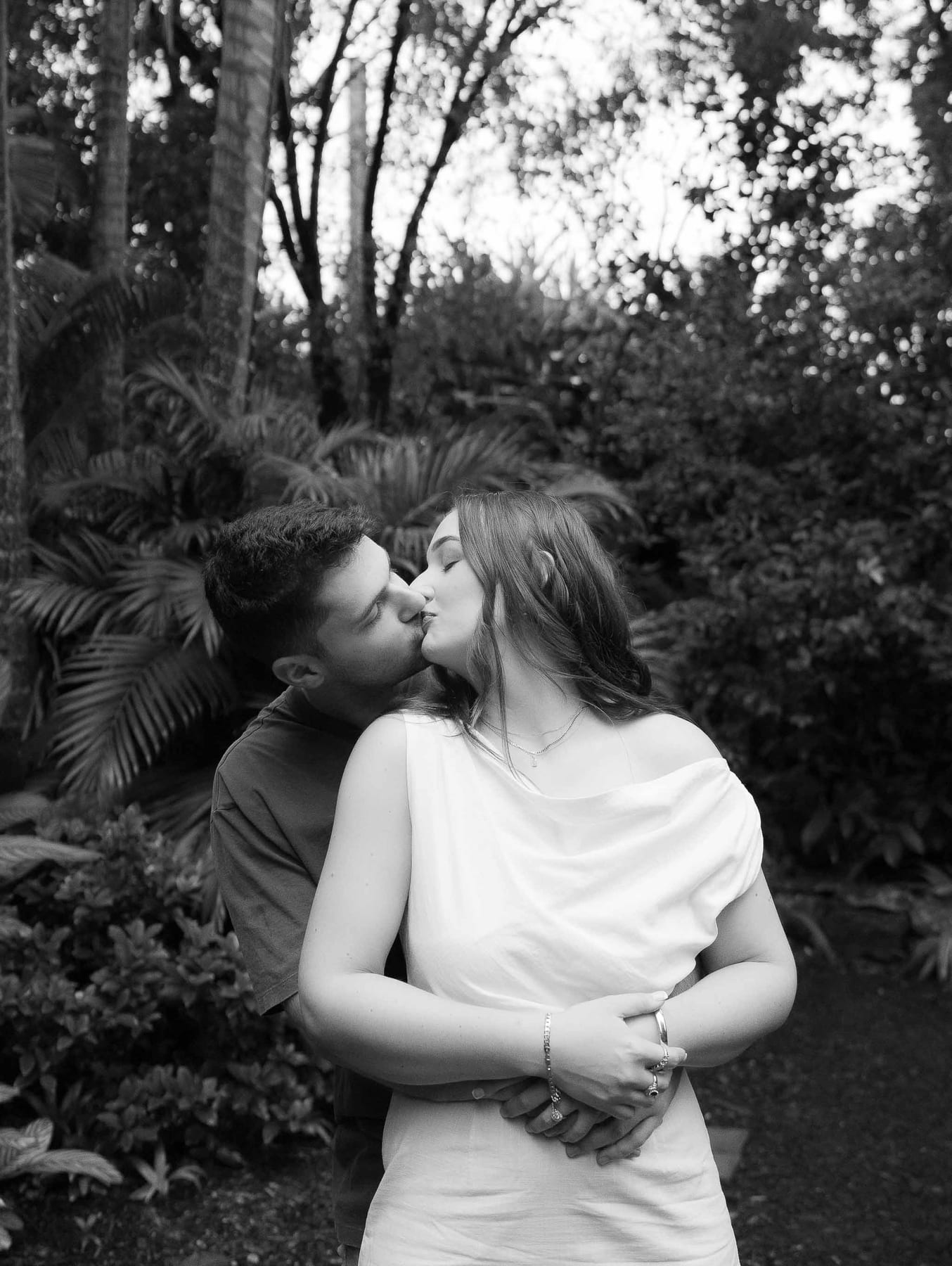 Tom and Naomi’s Proposal at Wendy Whiteley’s Secret Garden | Sydney Engagement Photography