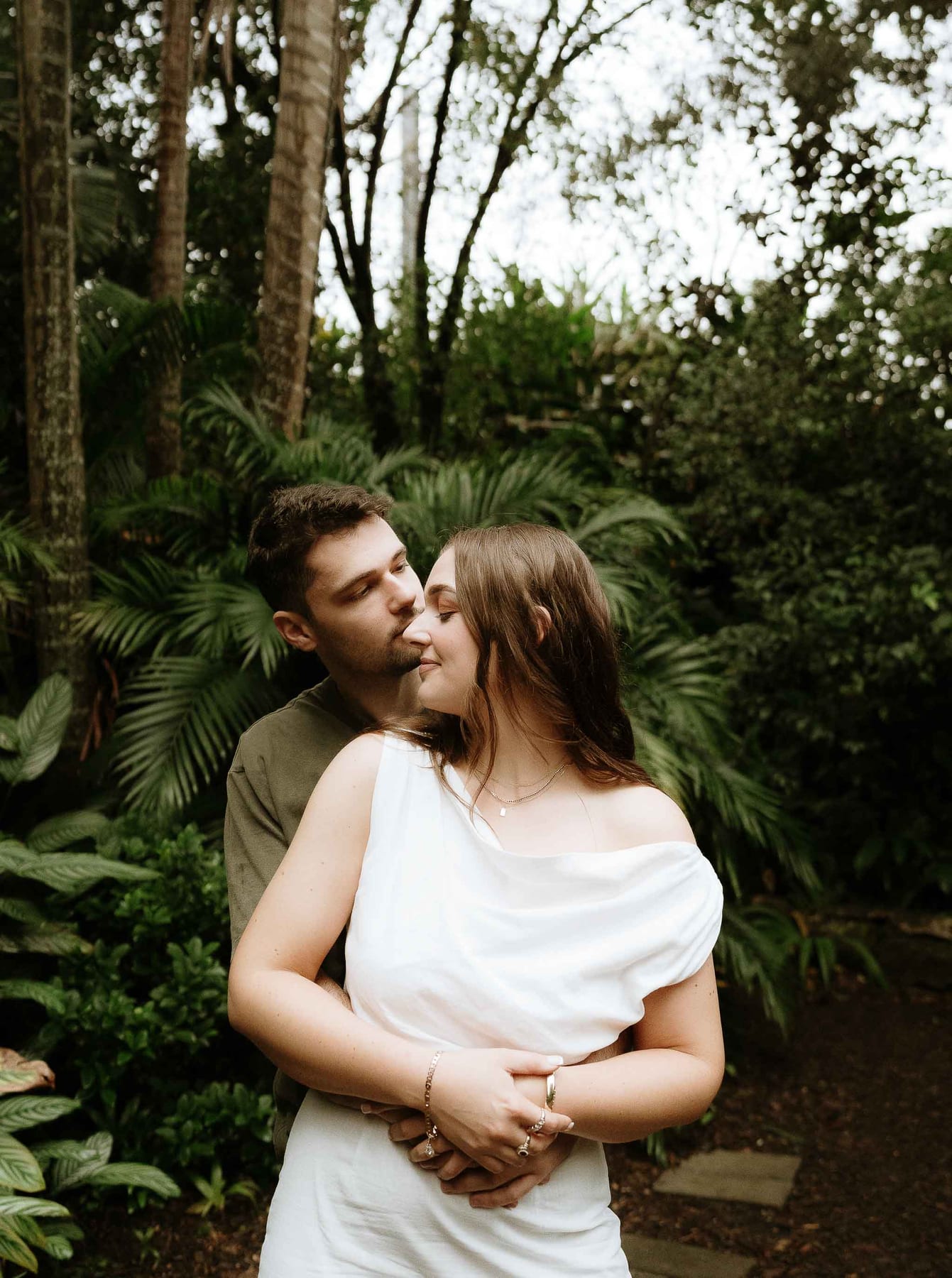 Tom and Naomi’s Proposal at Wendy Whiteley’s Secret Garden | Sydney Engagement Photography