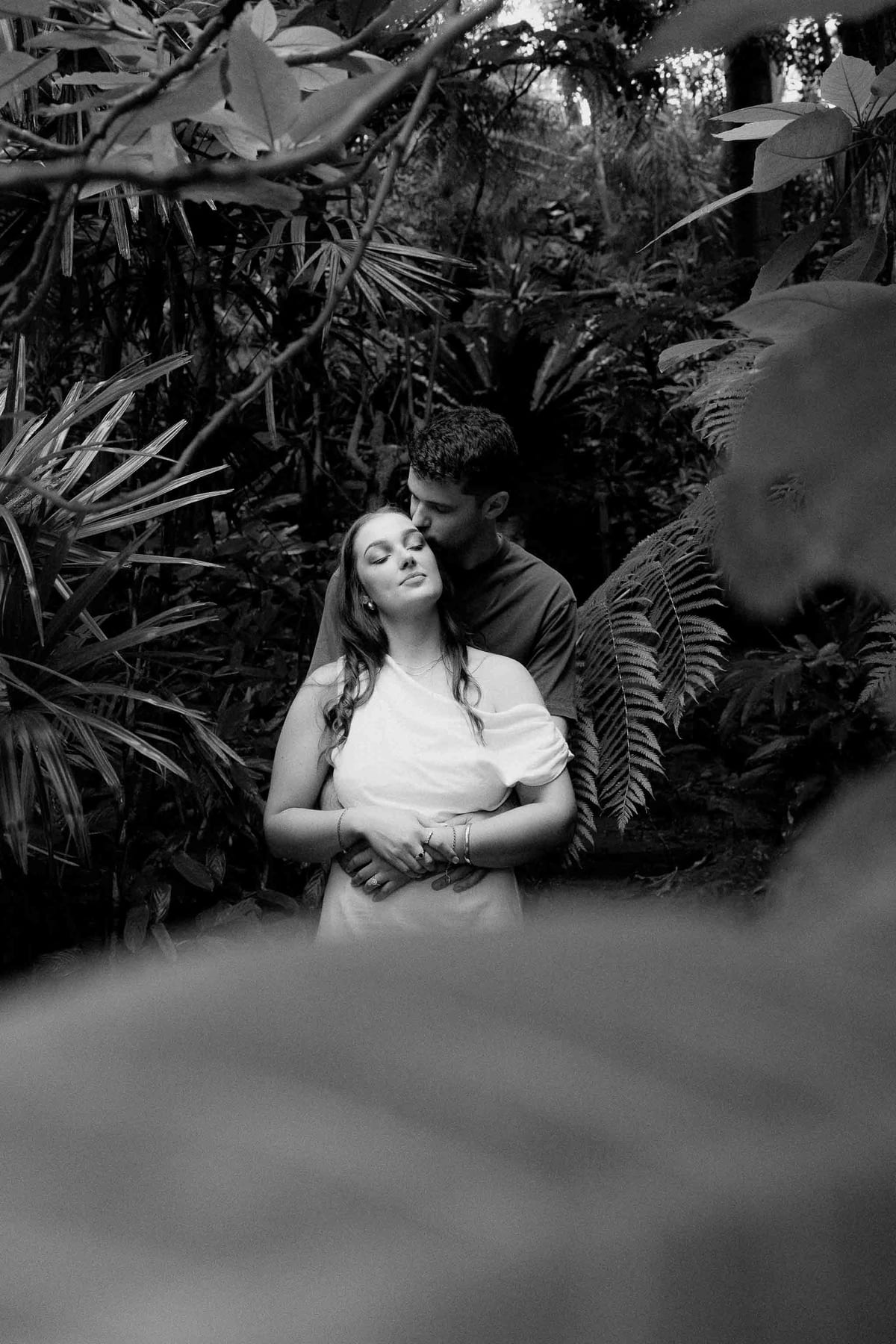 Tom and Naomi’s Proposal at Wendy Whiteley’s Secret Garden | Sydney Engagement Photography